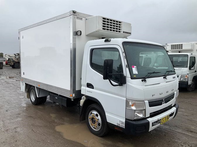 Late Model Fleet Lease Refrigerated Truck Online Auction