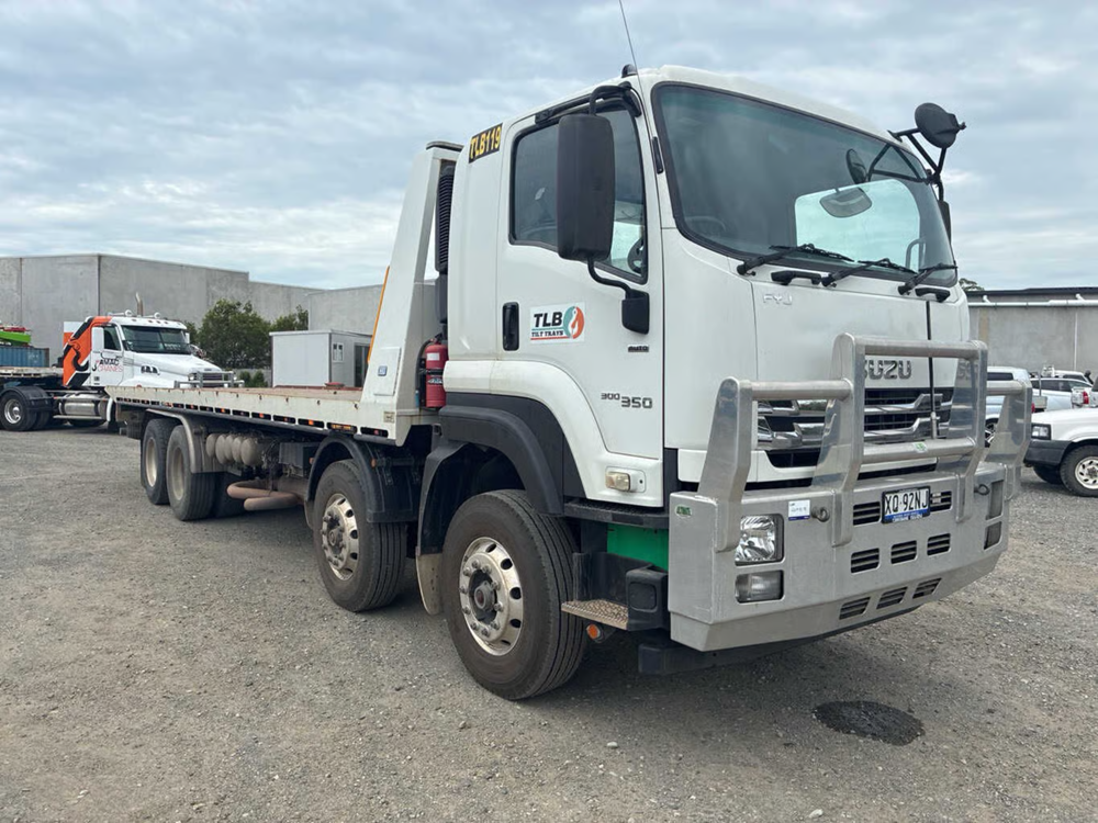 2020 Isuzu FYJ 300-350