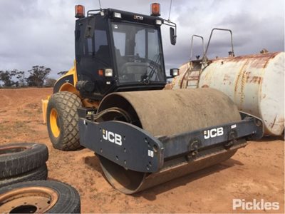 2013 JCB VM132D Roller