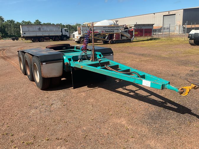 View 2014 Haulmark 3P via auction.