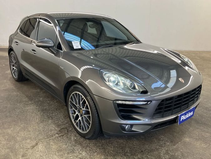 2014 Porsche Macan