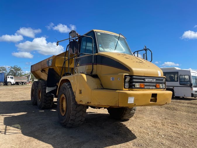 2003 Caterpillar 725C