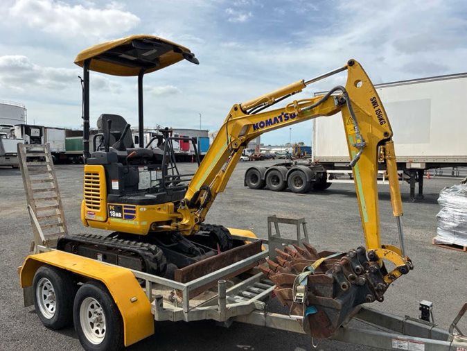 2021 Komatsu PC18MR-3