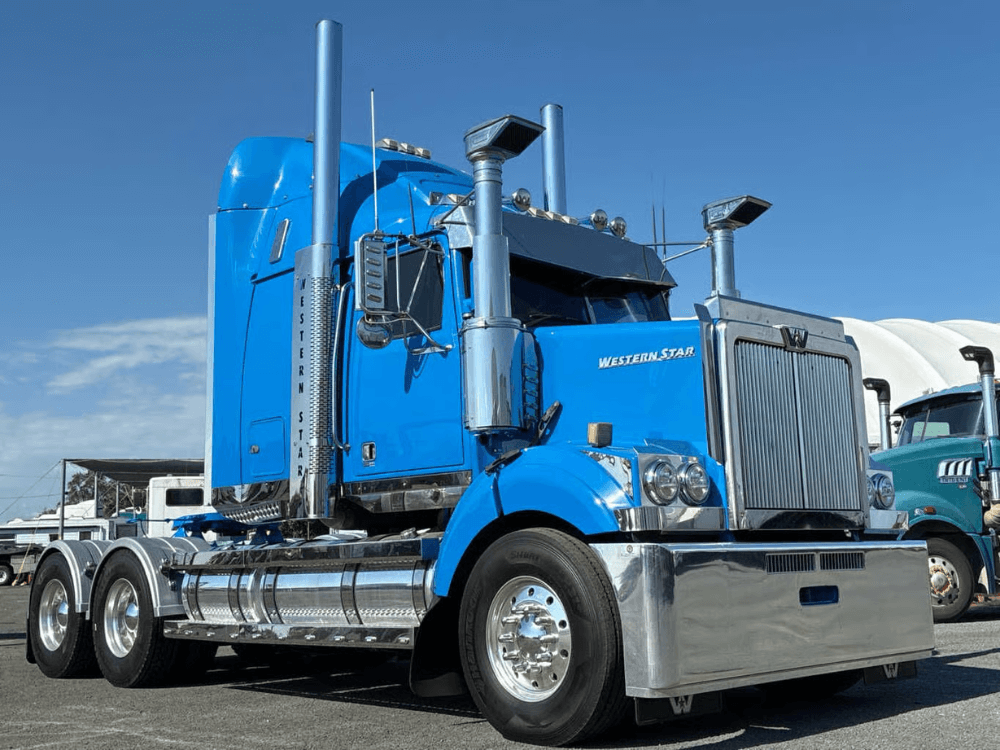 2018 Western Star 4864FXB