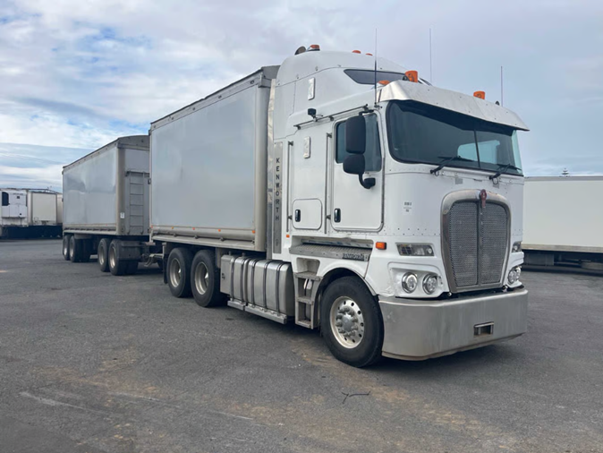 2017 Kenworth K200