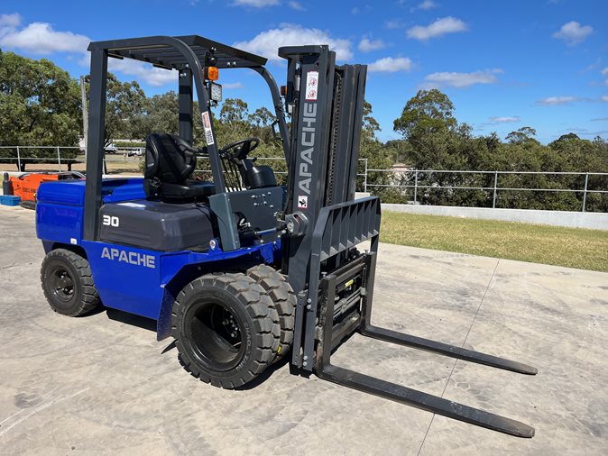 Unused Dual Wheel Diesel Forklift R530