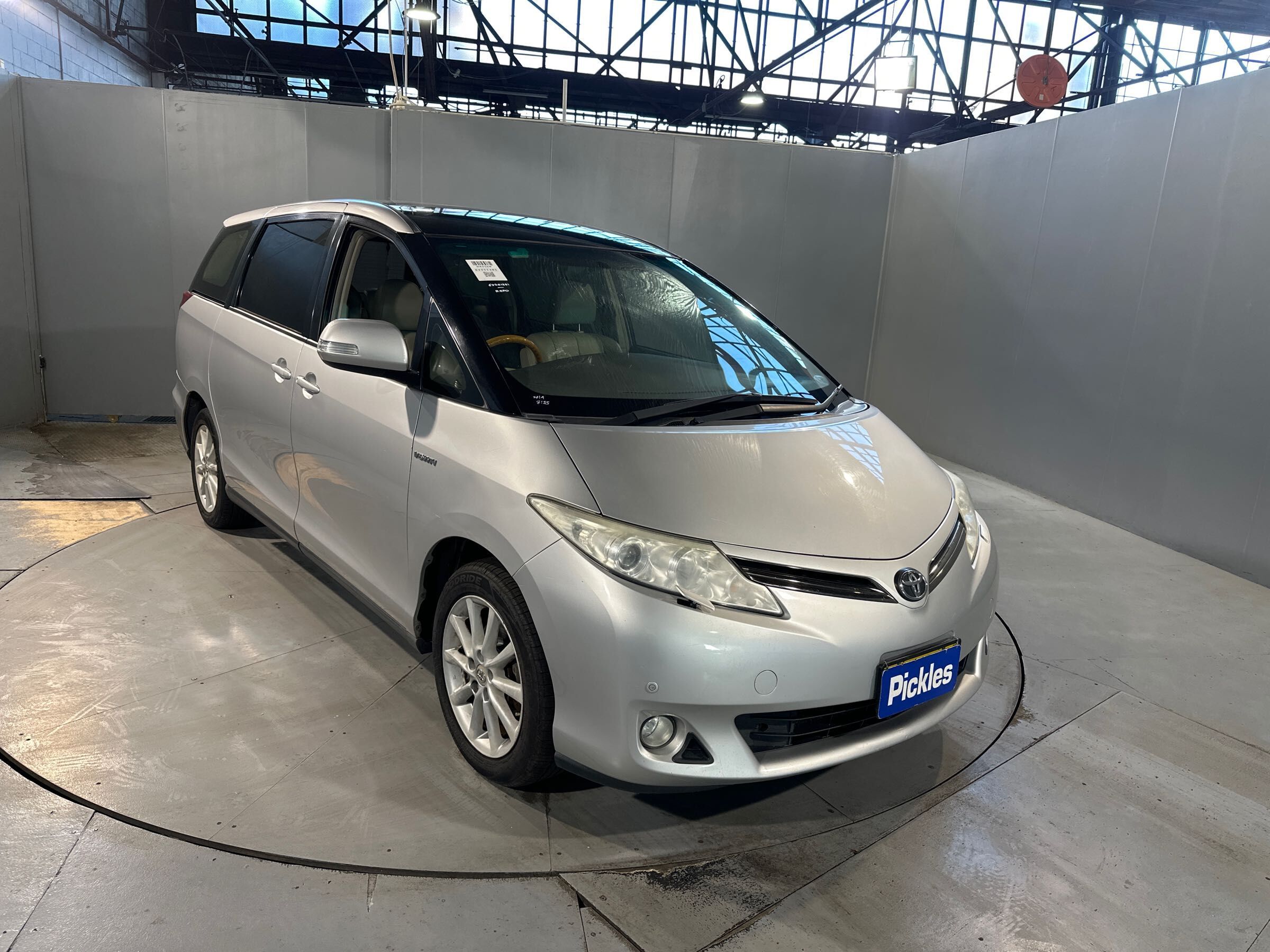 2012 Toyota Tarago