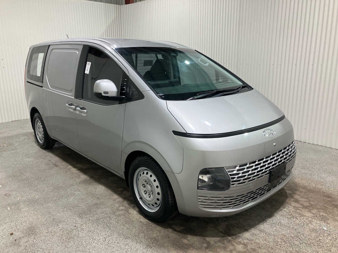 2021 Hyundai STARIA LOAD