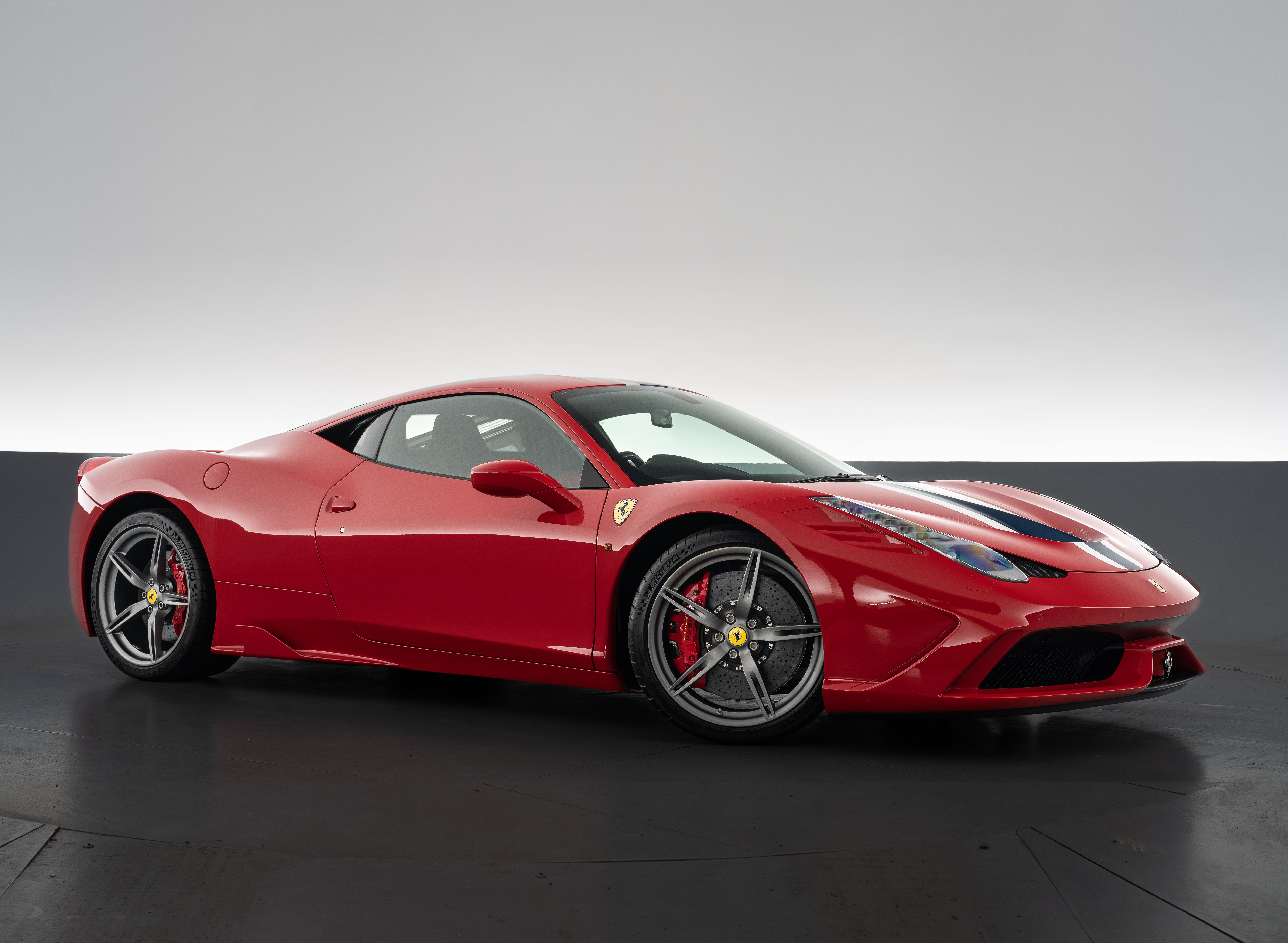 2015 Ferrari 458 Speciale — photo 2