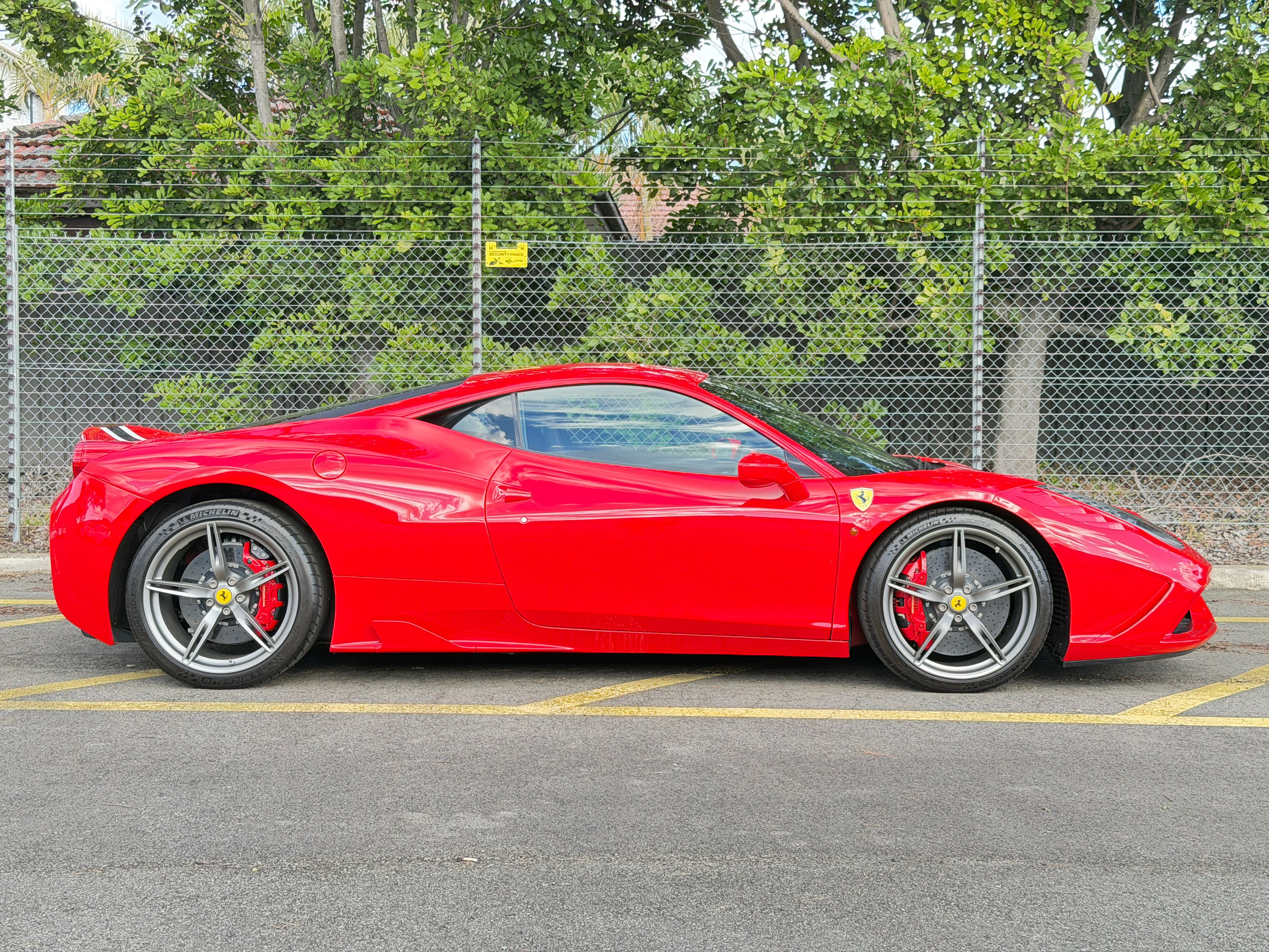 2015 Ferrari 458 Speciale — photo 3