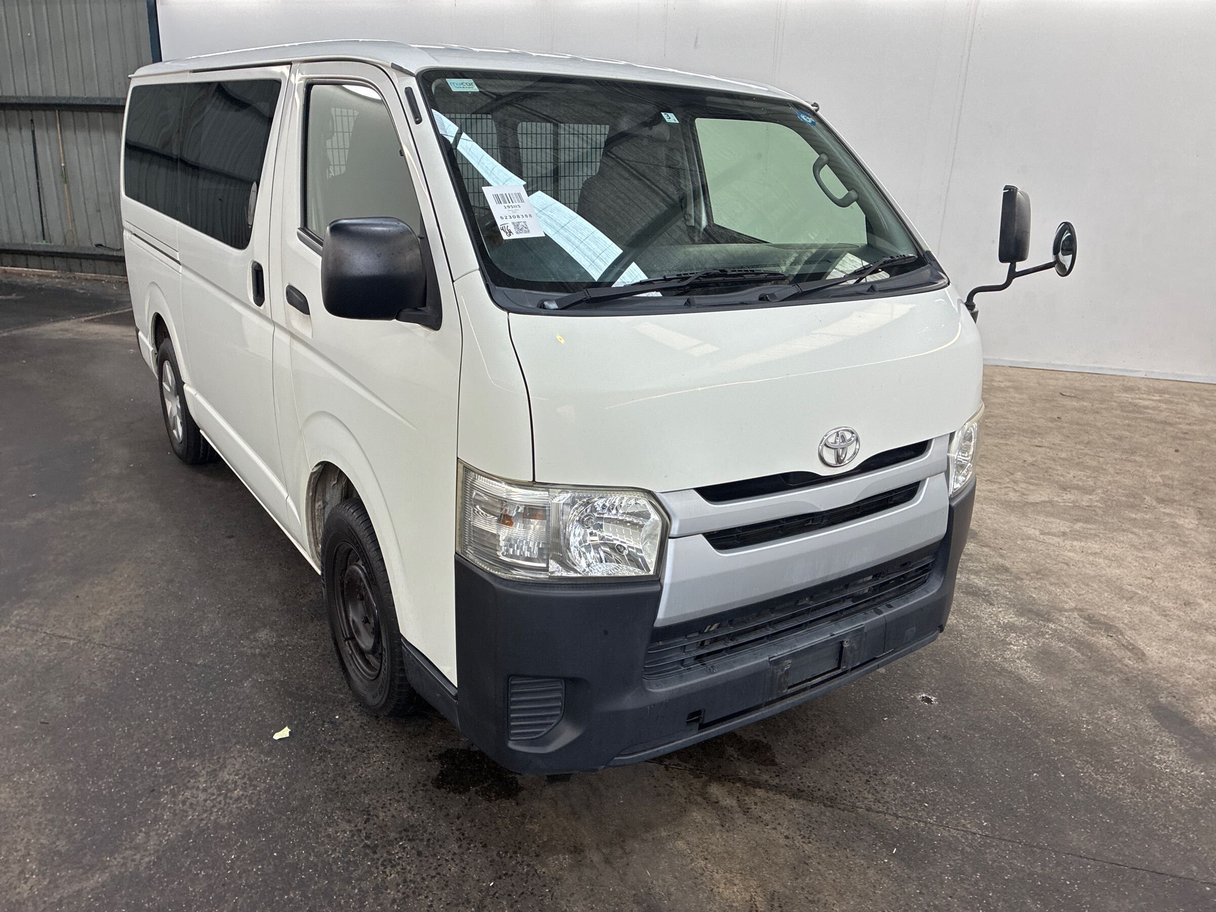2014 Toyota Hiace
