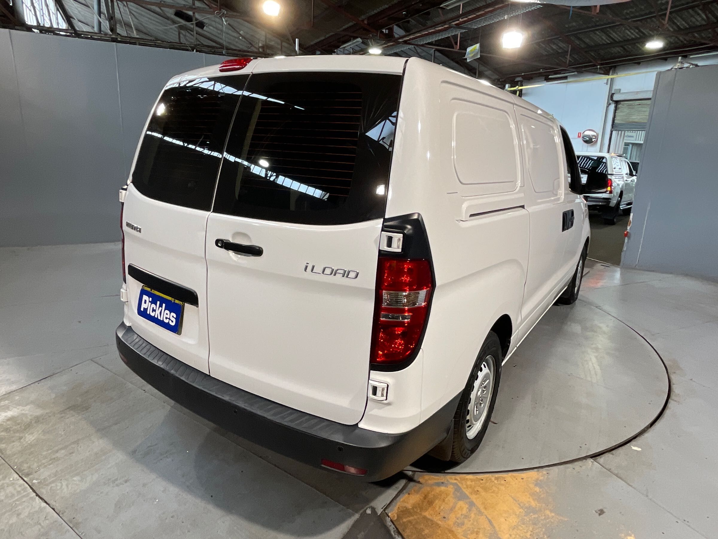 Vehicle photo