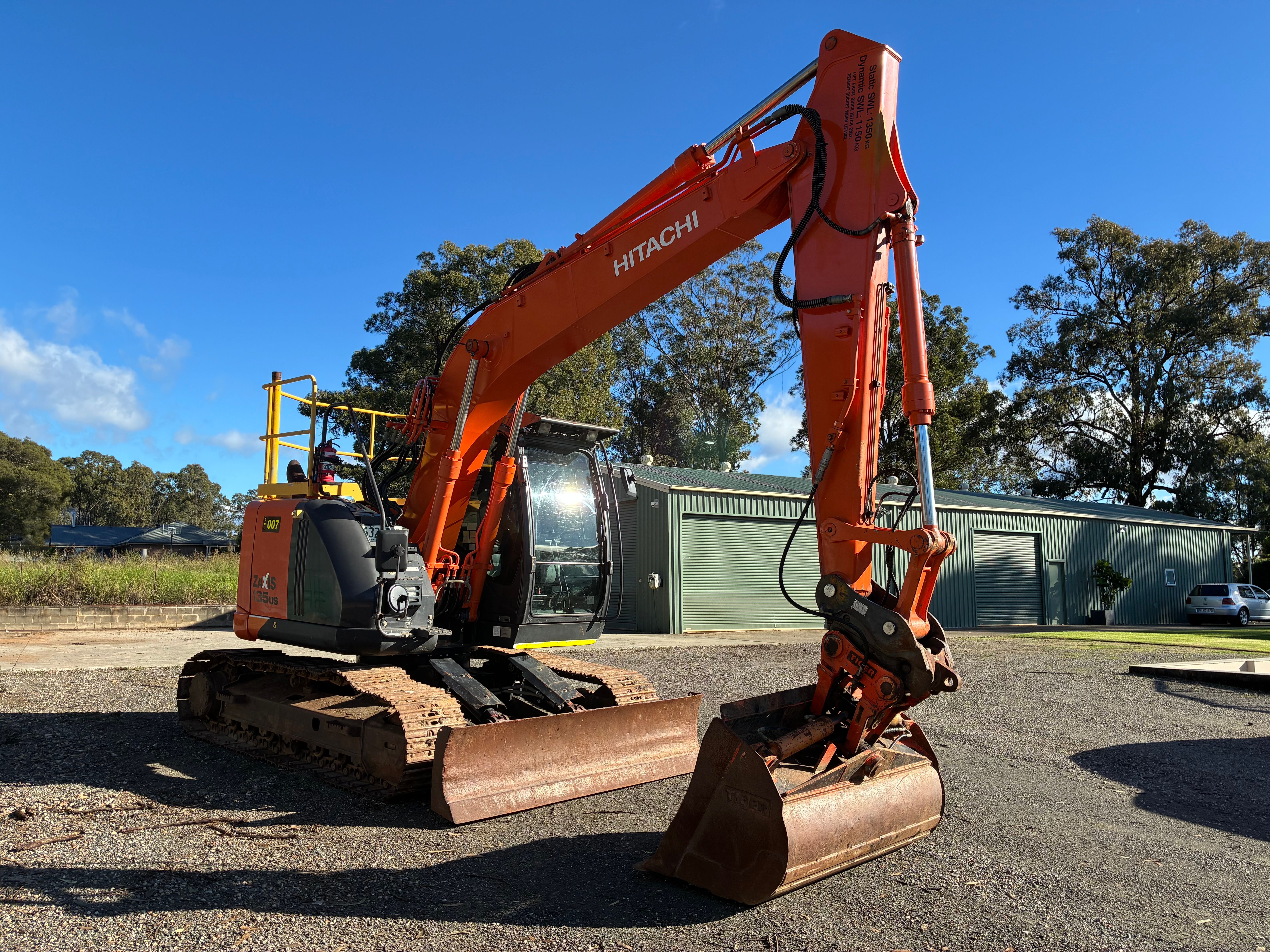 2015 Hitachi ZX135US-5B