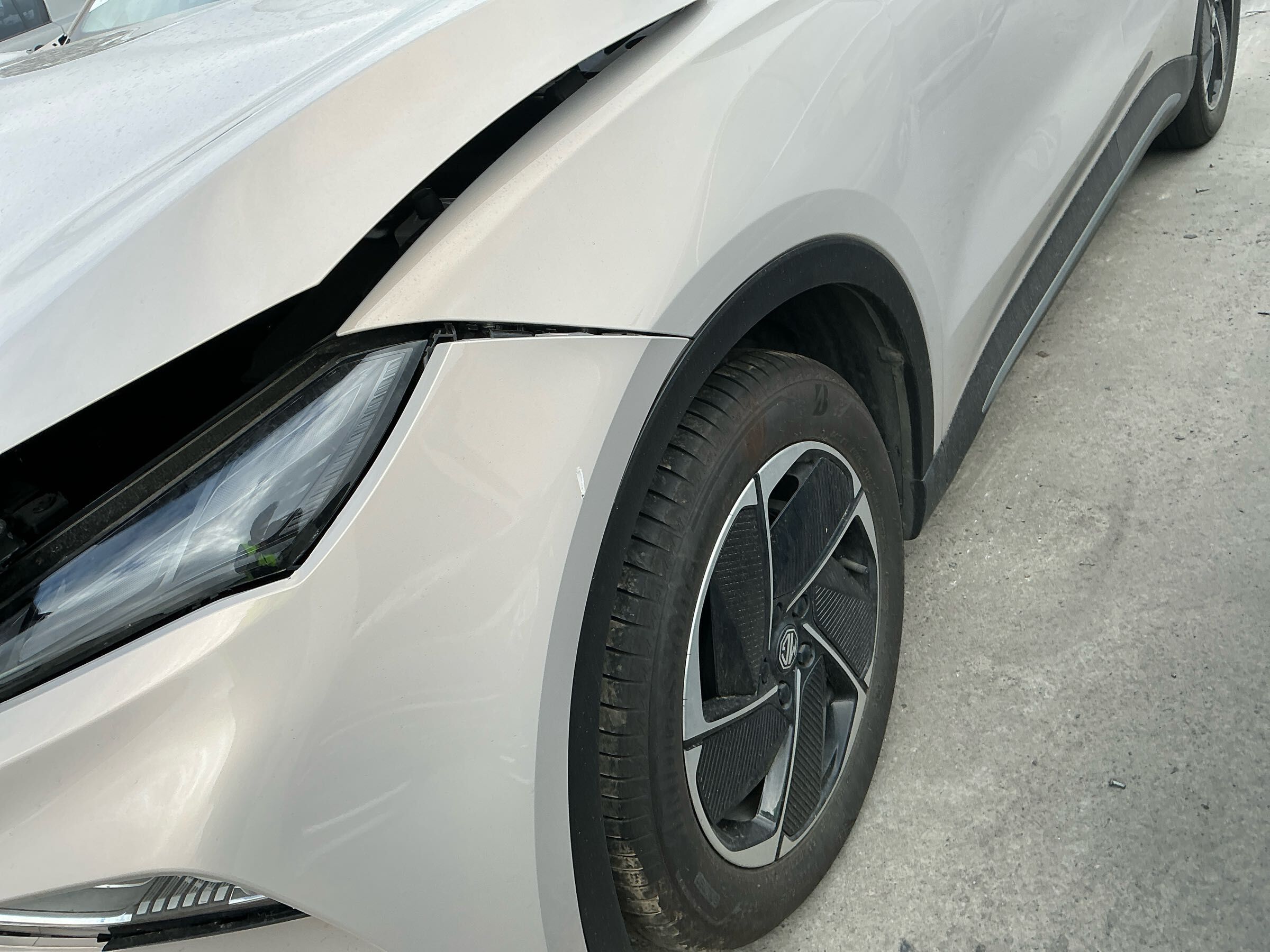 Vehicle photo