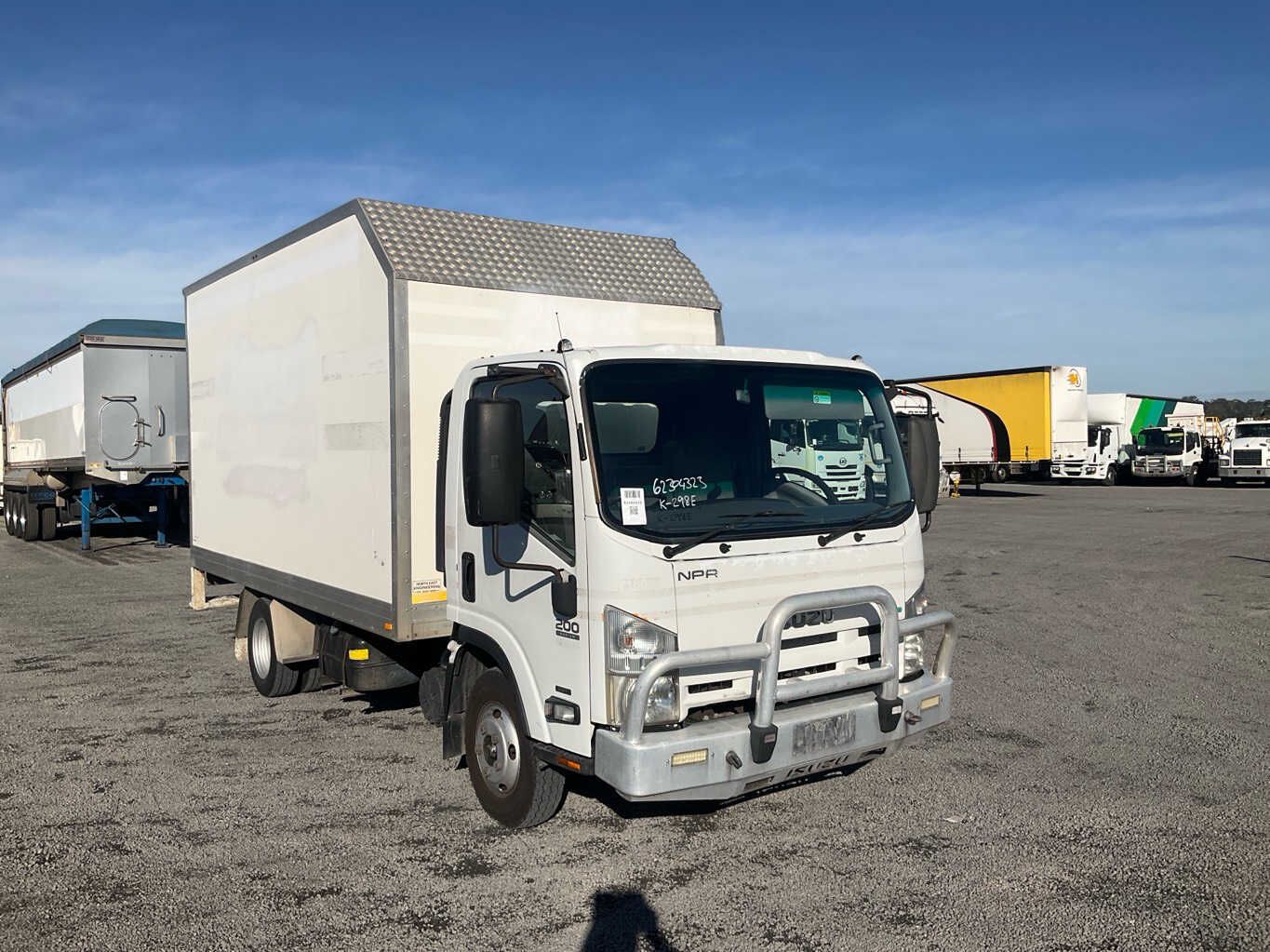 2013 Isuzu NPR 200