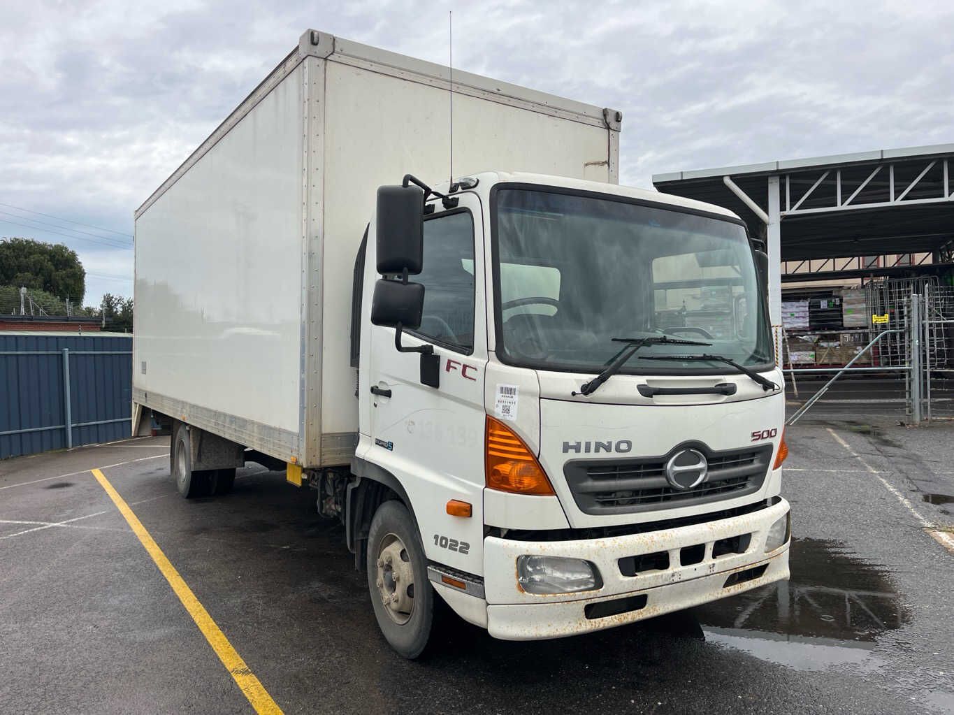 2017 Hino 500 1022