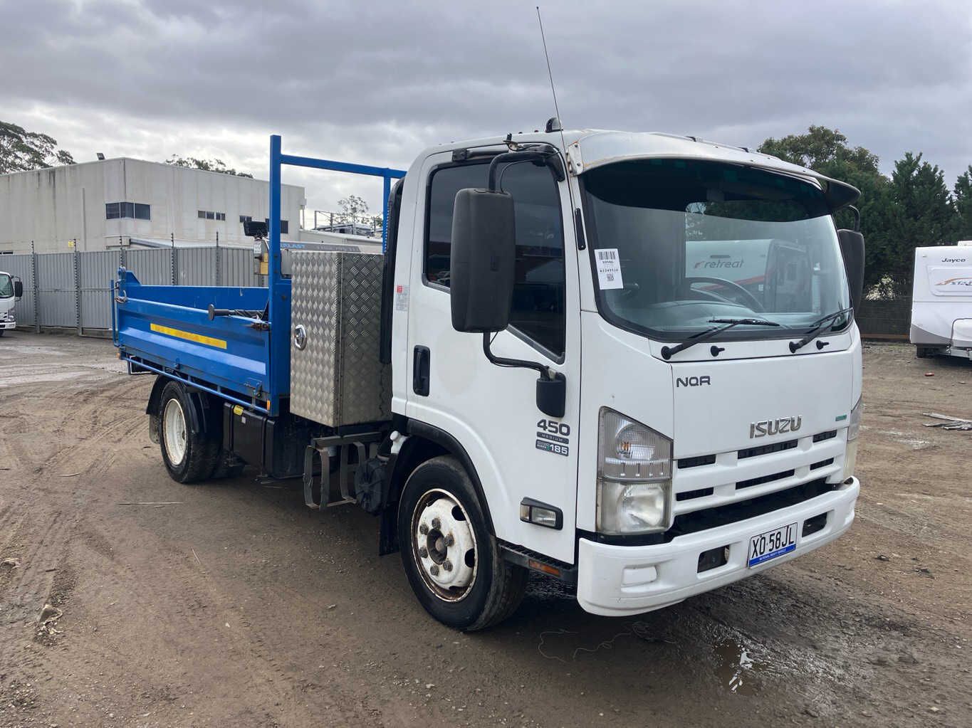 2013 Isuzu NQR450 MWB