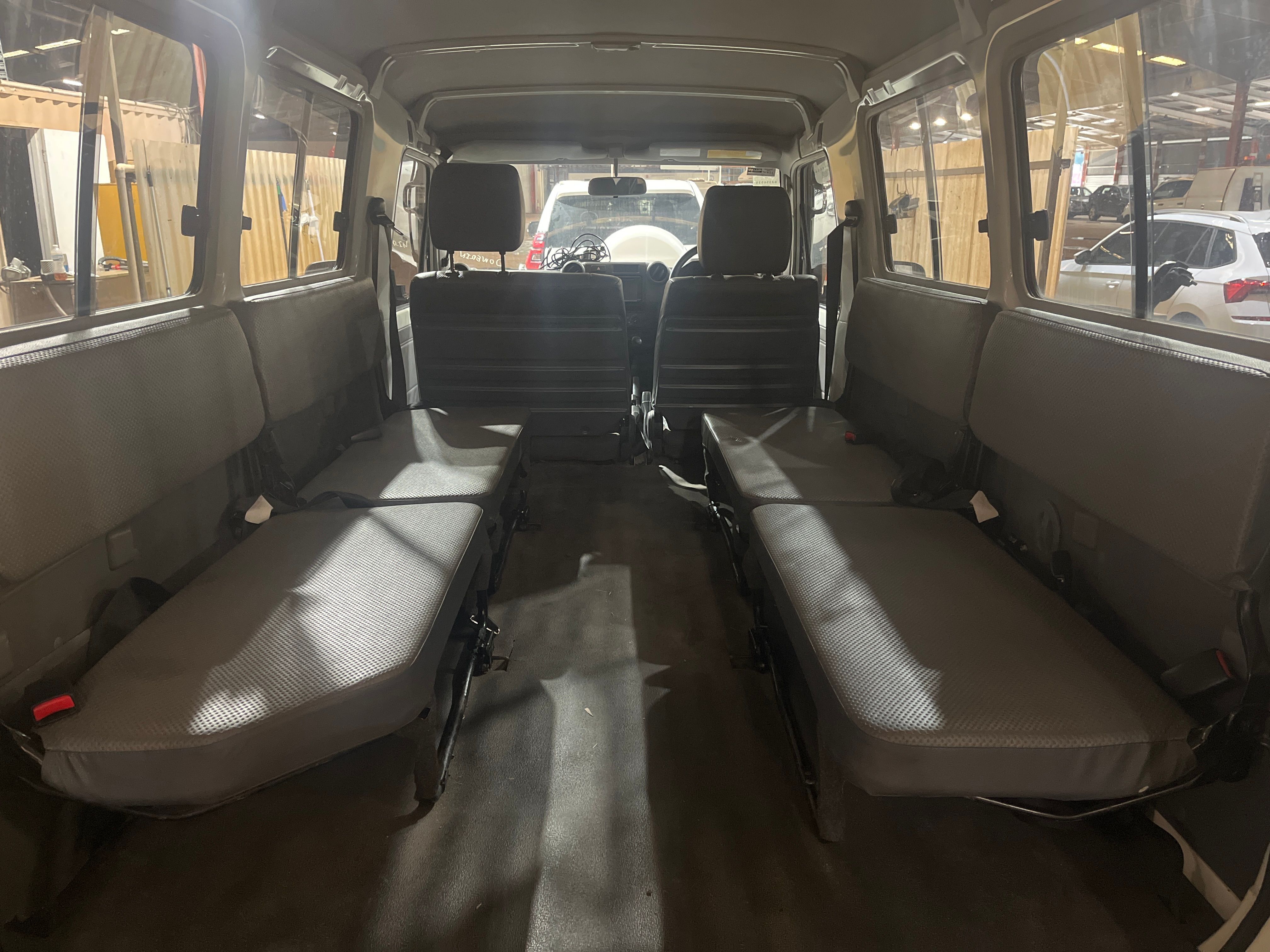 2014 Toyota Landcruiser