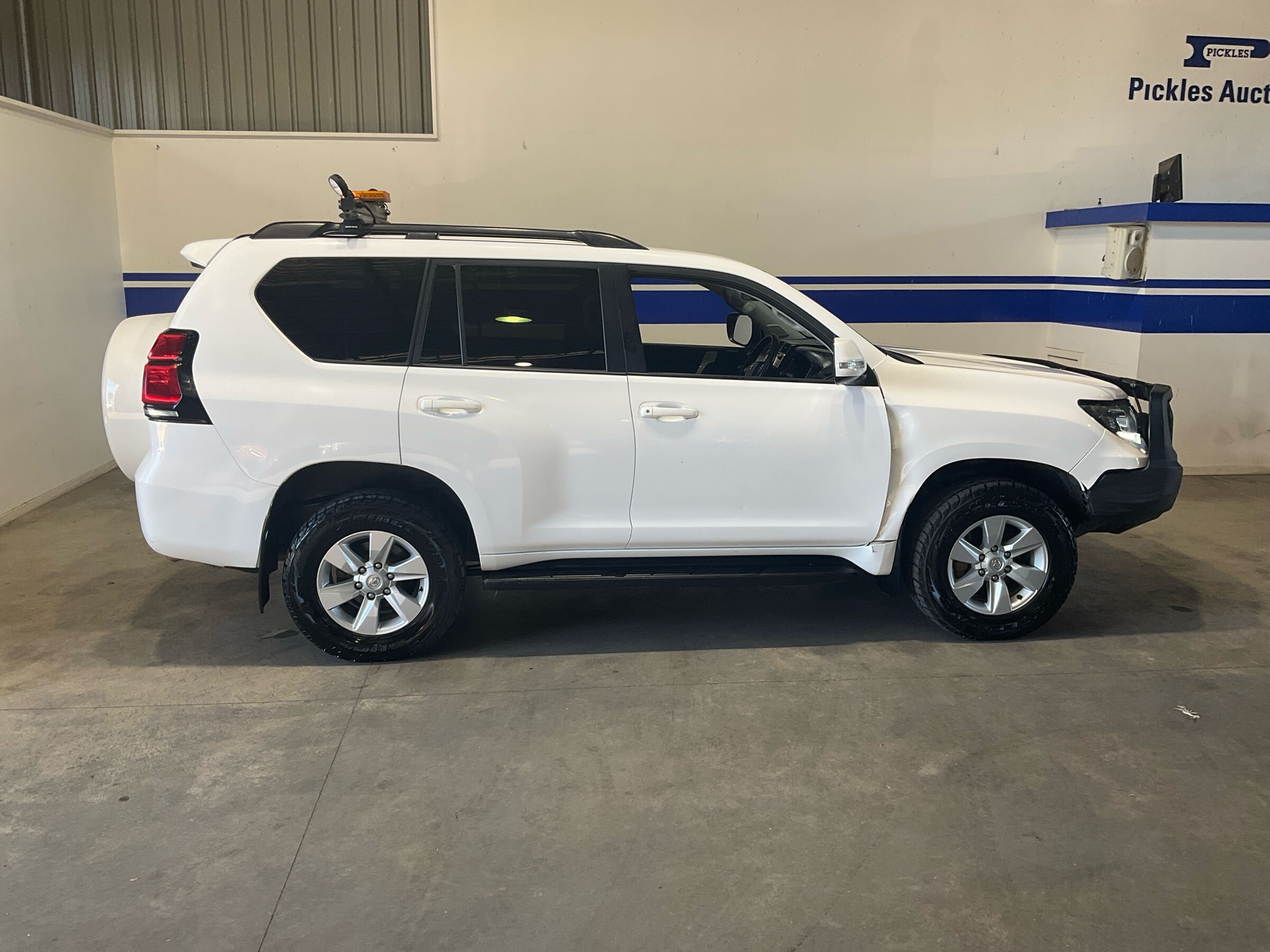 Vehicle photo