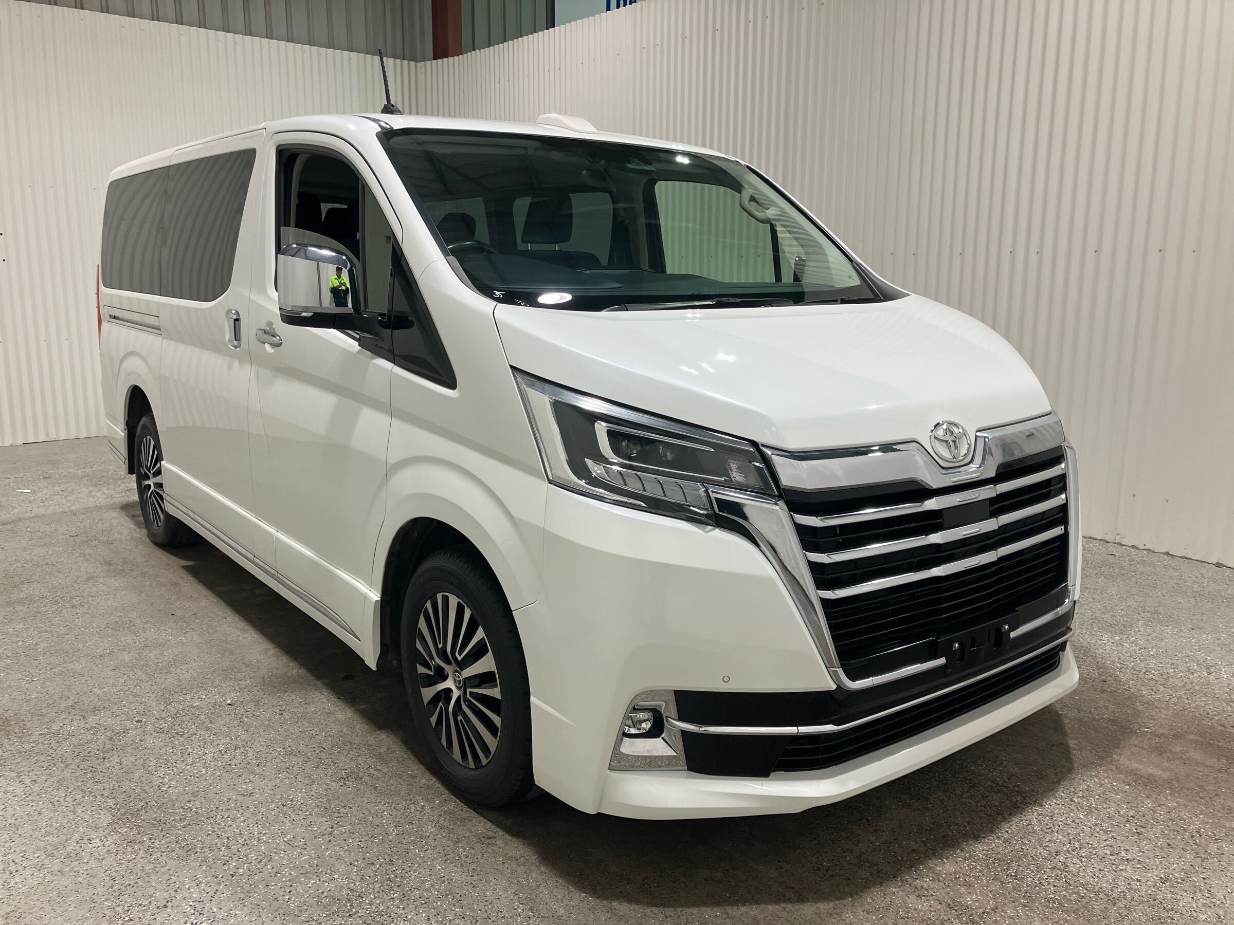 2022 Toyota Granvia