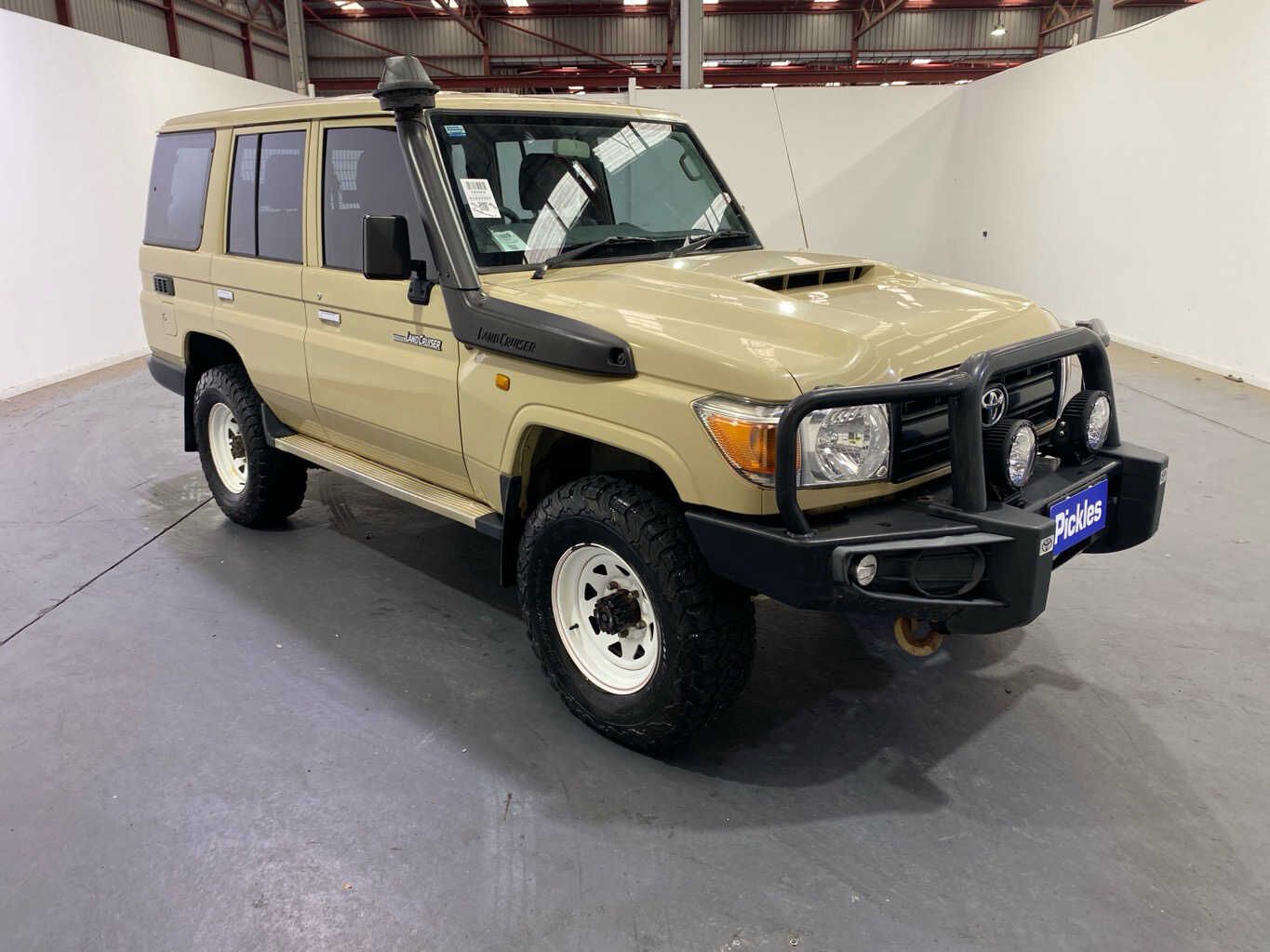 2017 Toyota Landcruiser