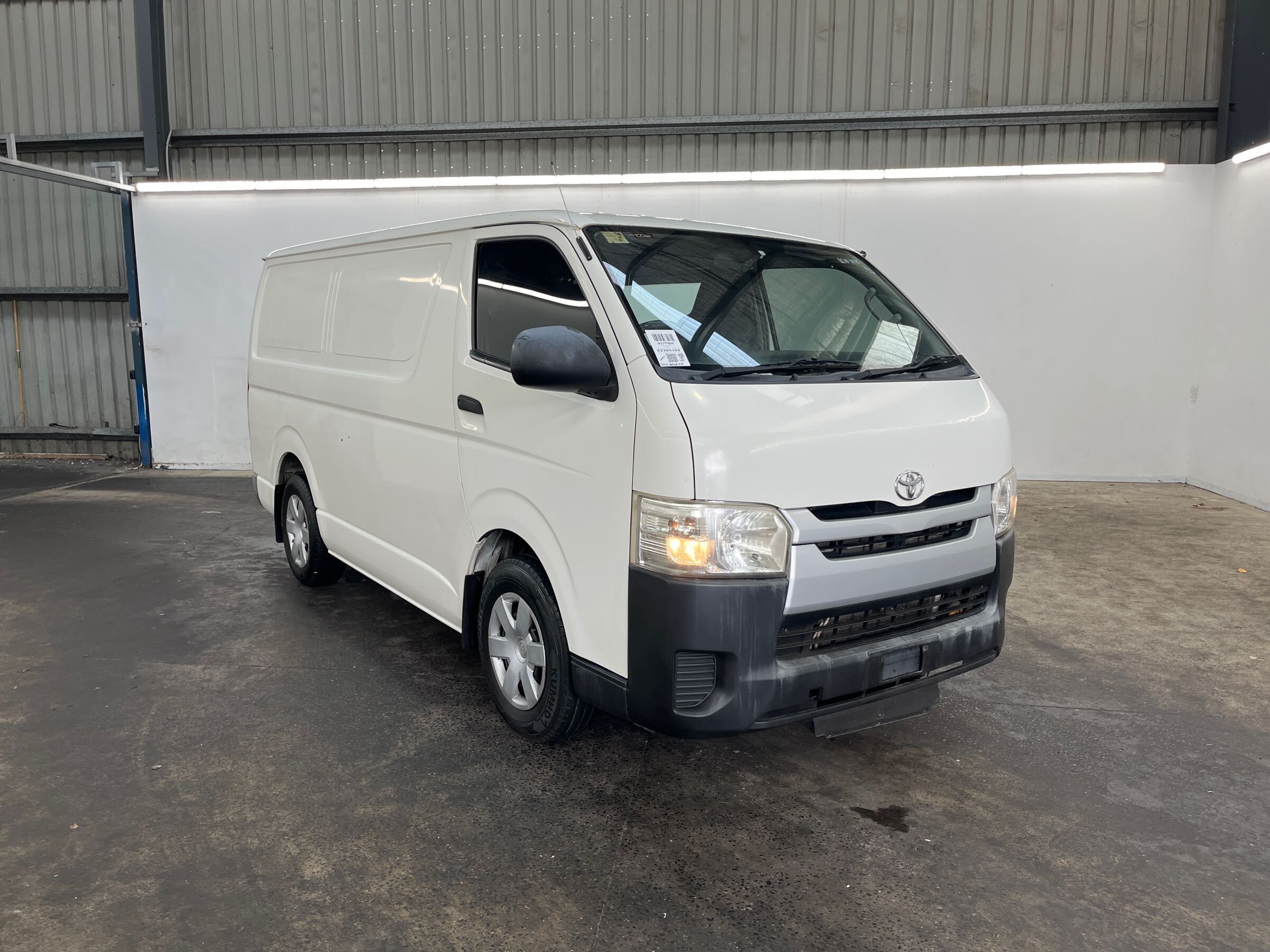 2014 Toyota Hiace