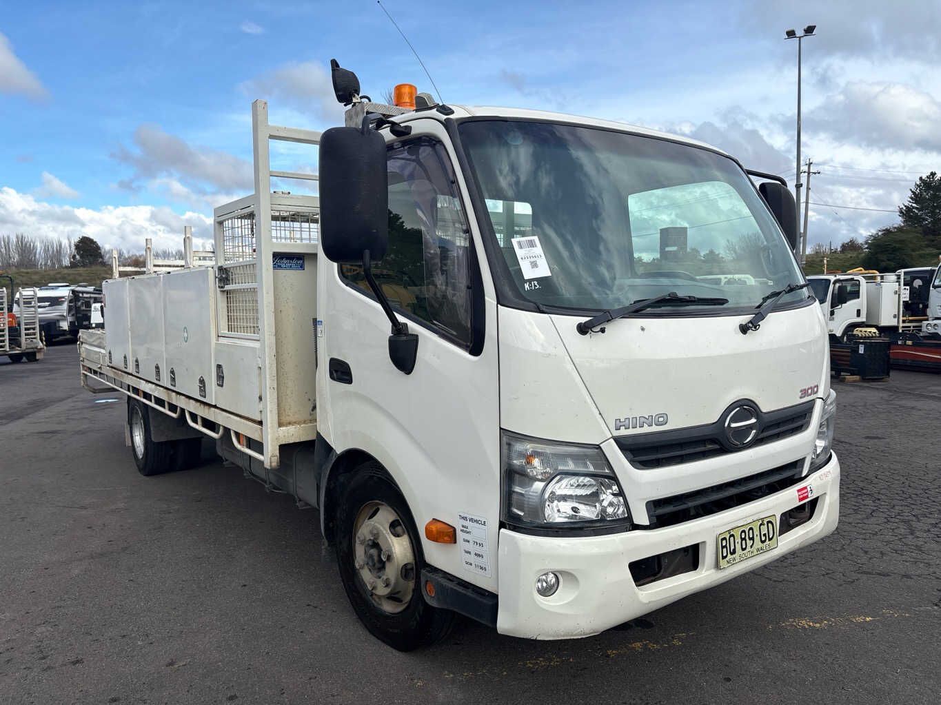 2012 Hino 300 917
