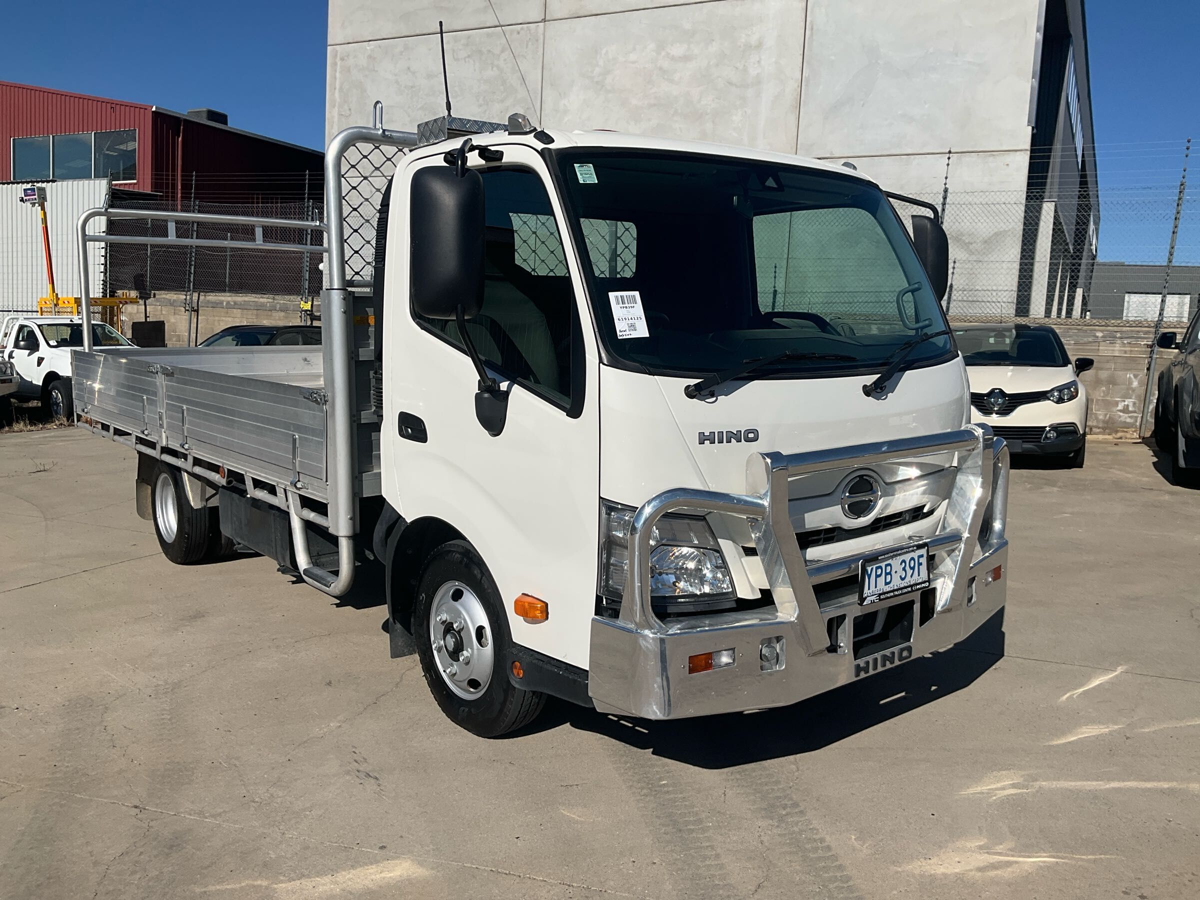 2021 Hino 300 series