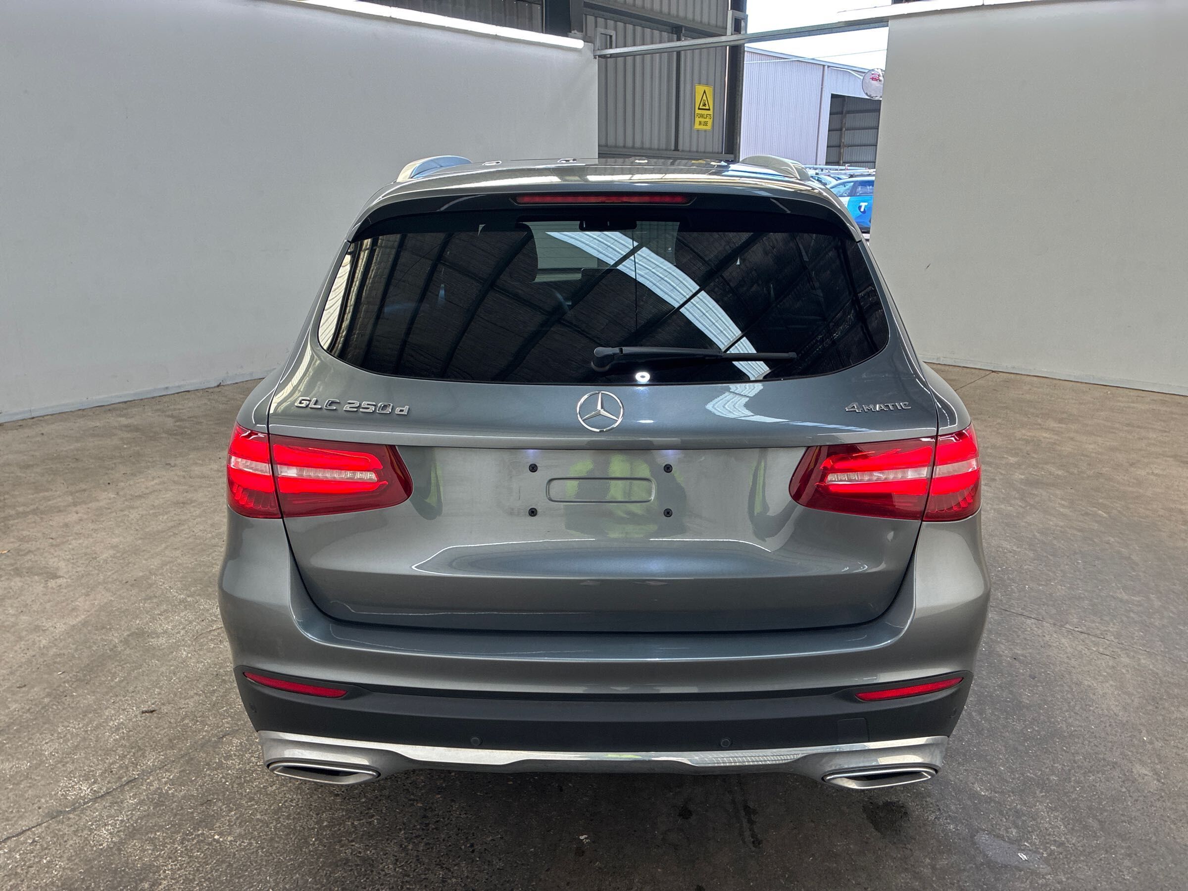 Vehicle photo