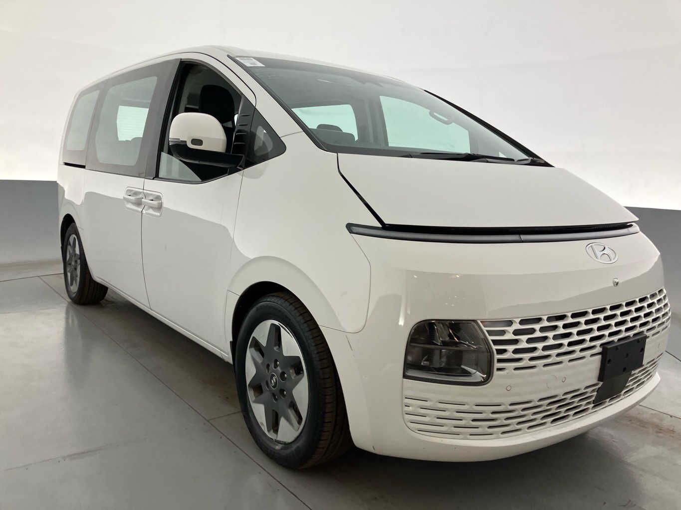 2022 Hyundai STARIA