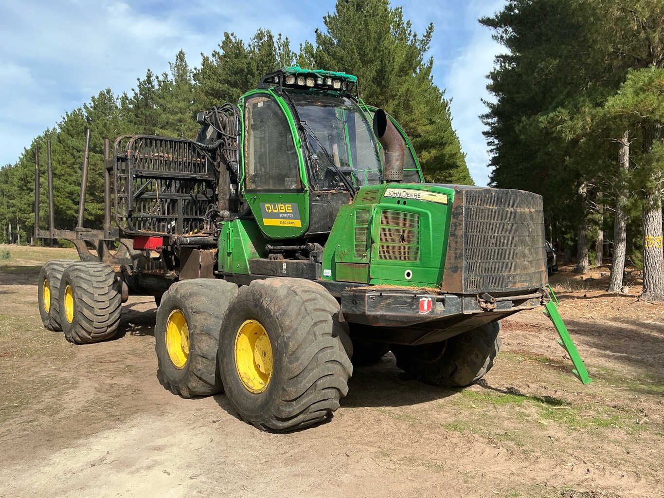 2013 John Deere 1910E
