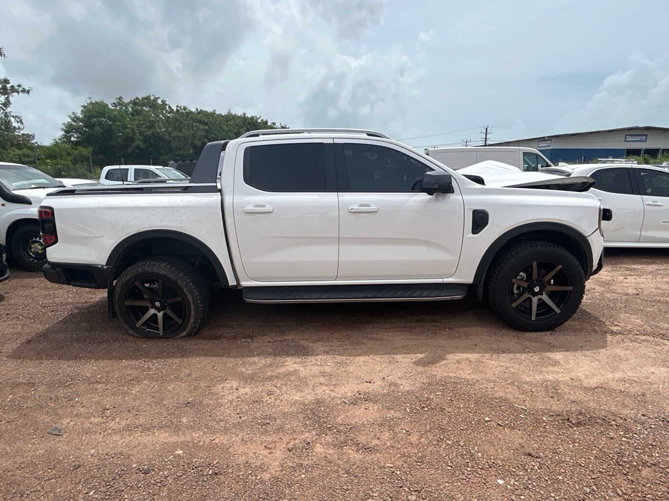 Vehicle photo
