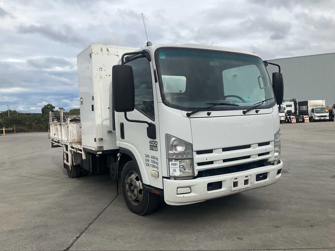 2012 Isuzu NPR 400 Medium