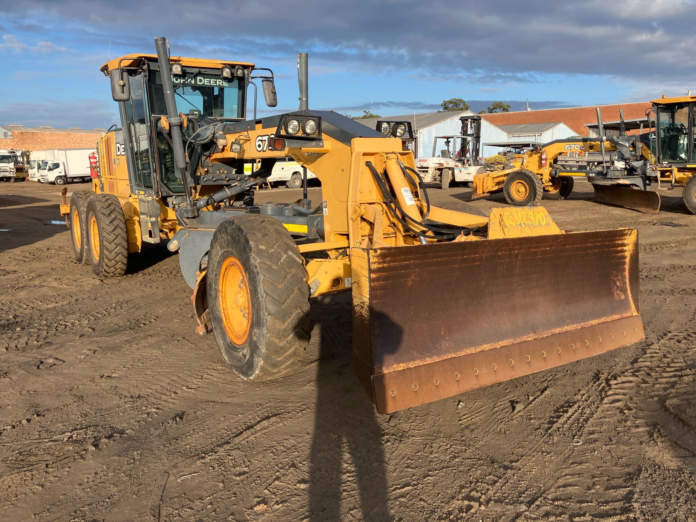 2012 John Deere 670 G