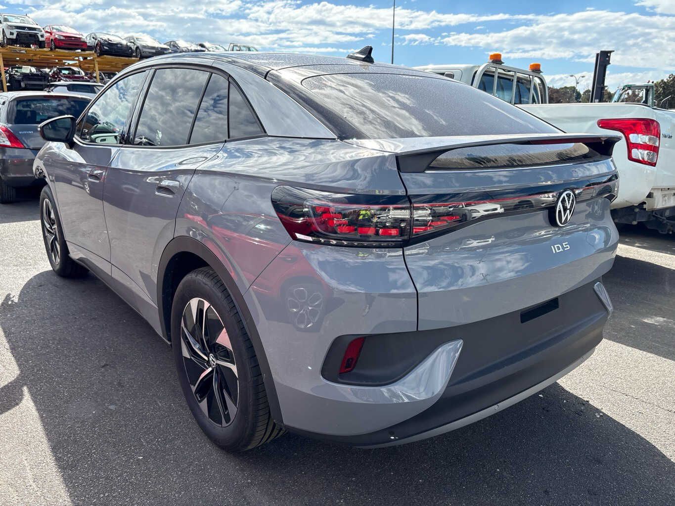 Vehicle photo