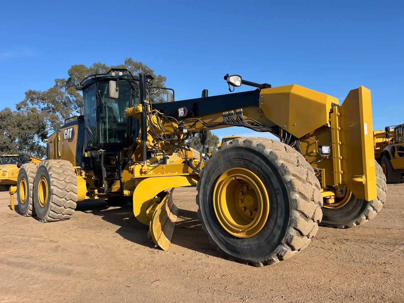 2012 Caterpillar 16M