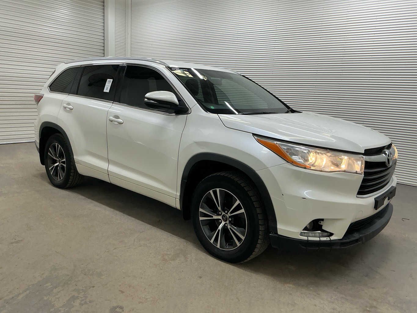 Vehicle photo