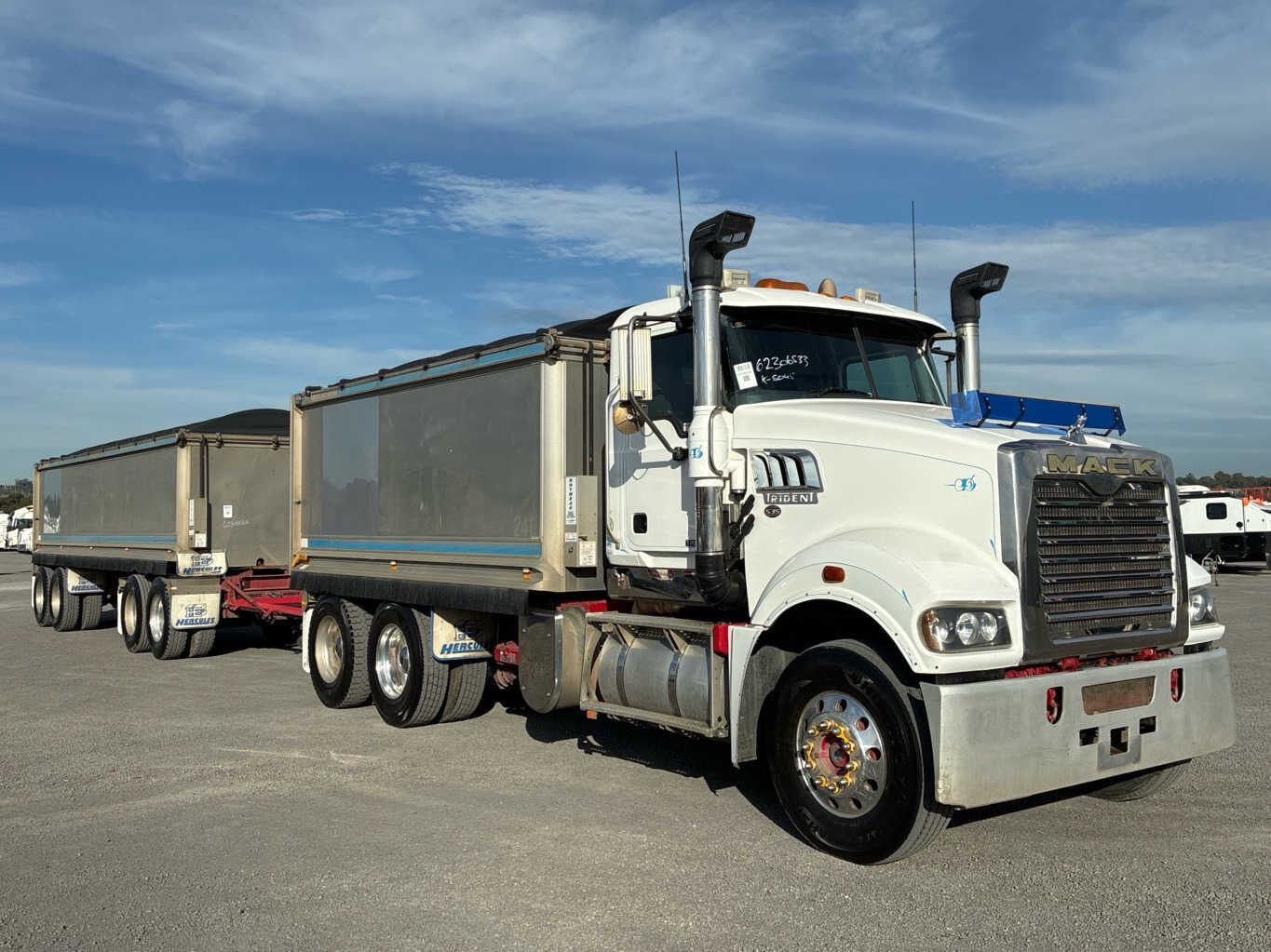 2019 Mack CMHR Trident