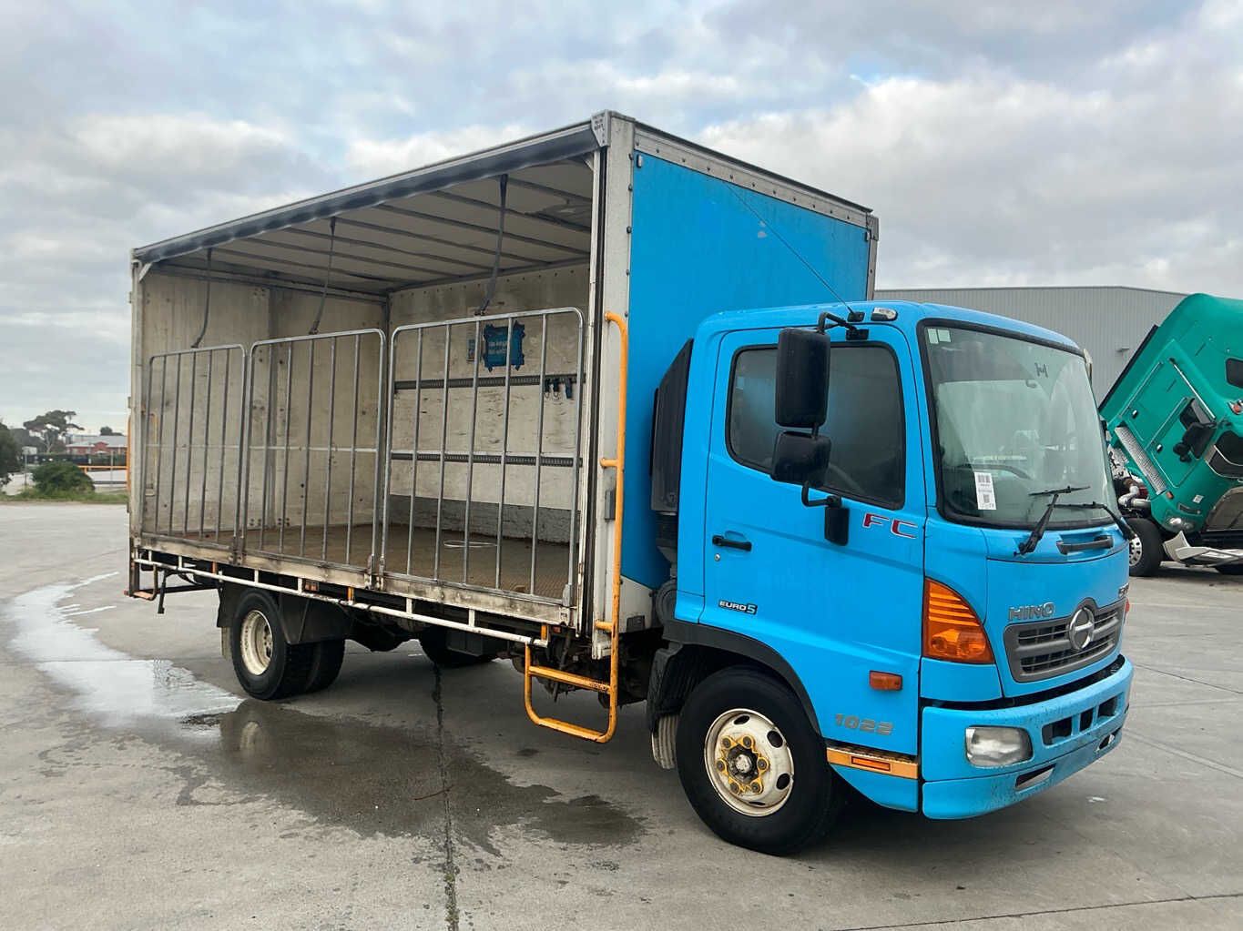 2014 Hino FC 500 1022