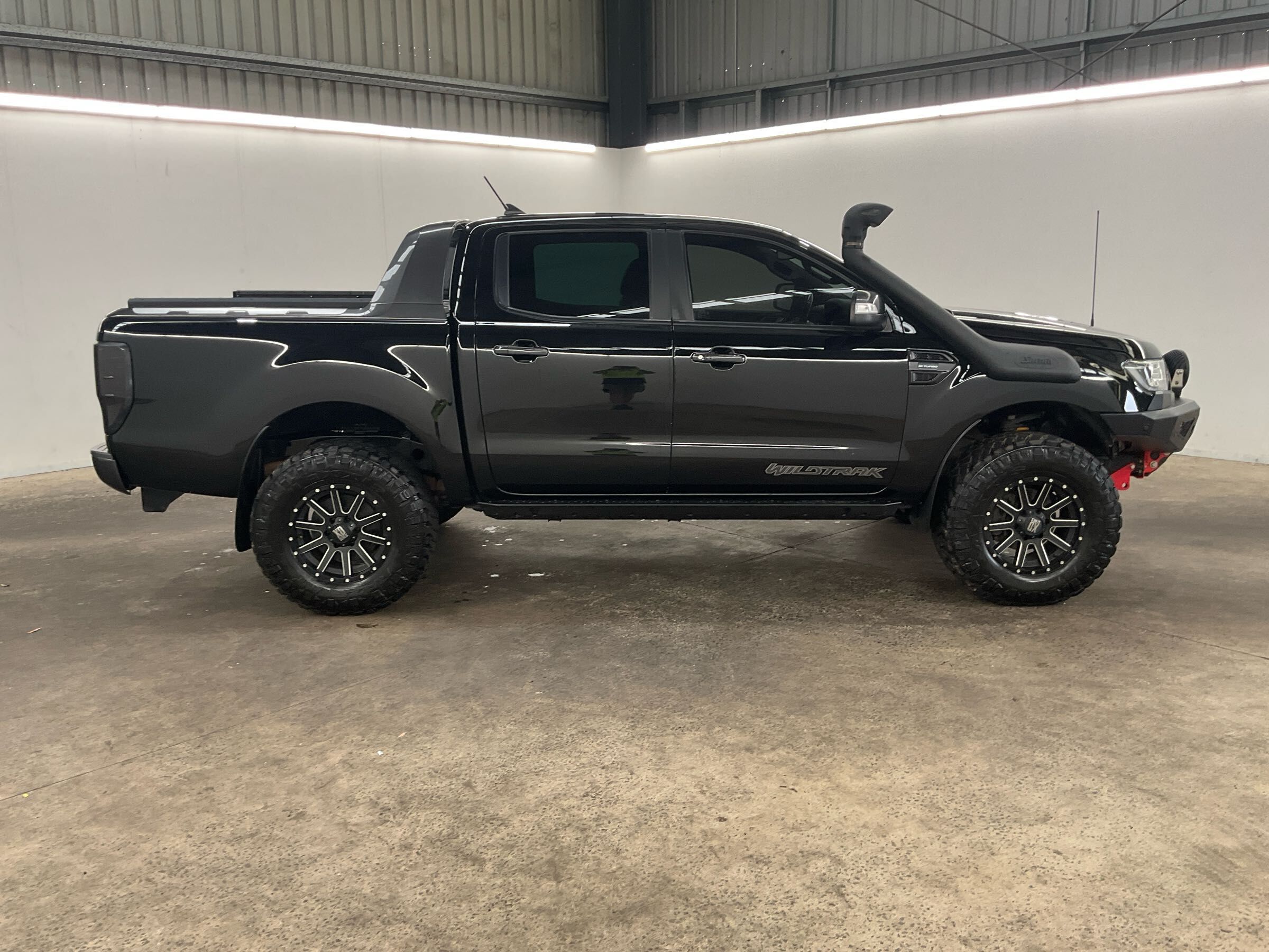 Vehicle photo