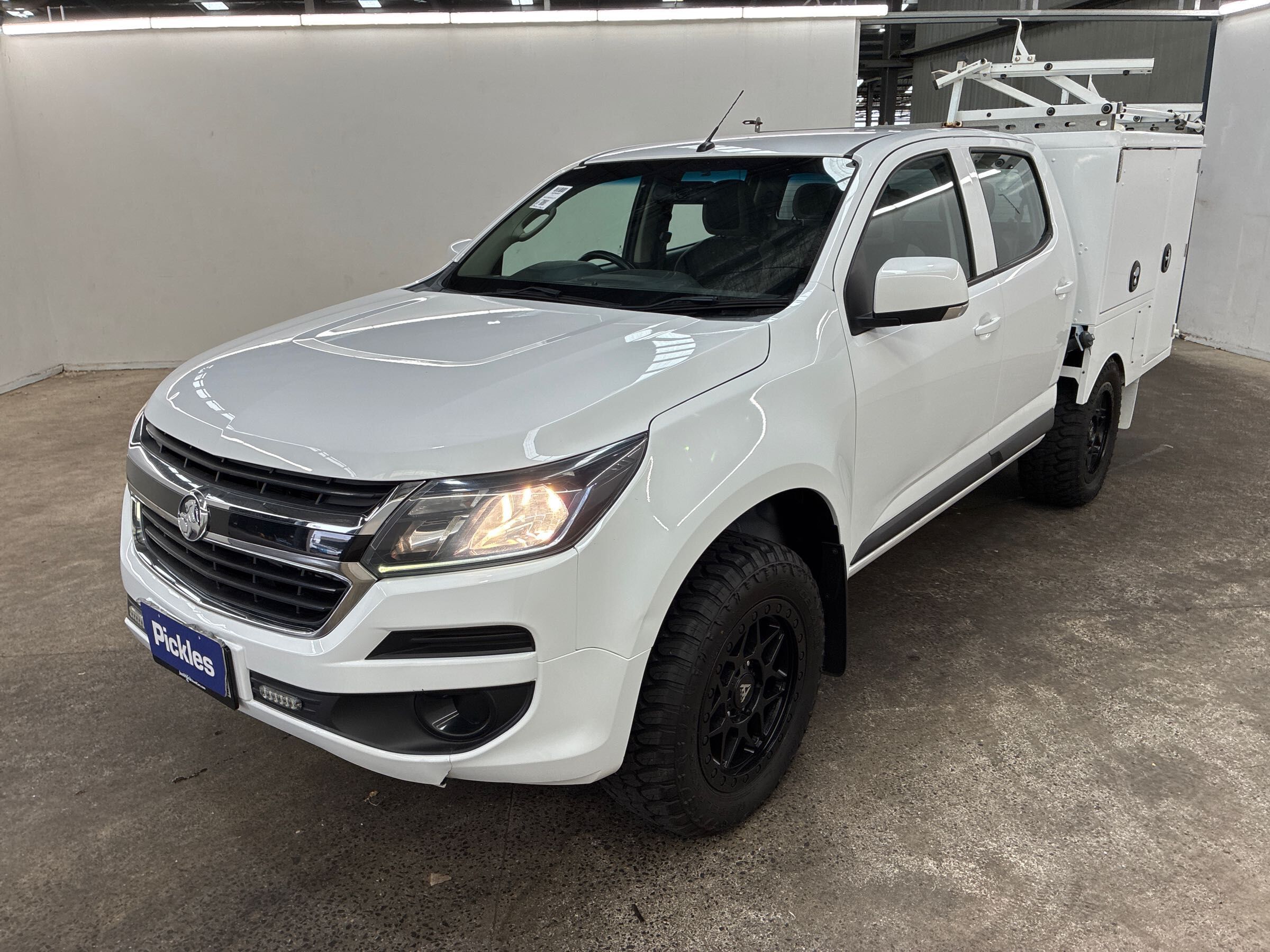 Vehicle photo
