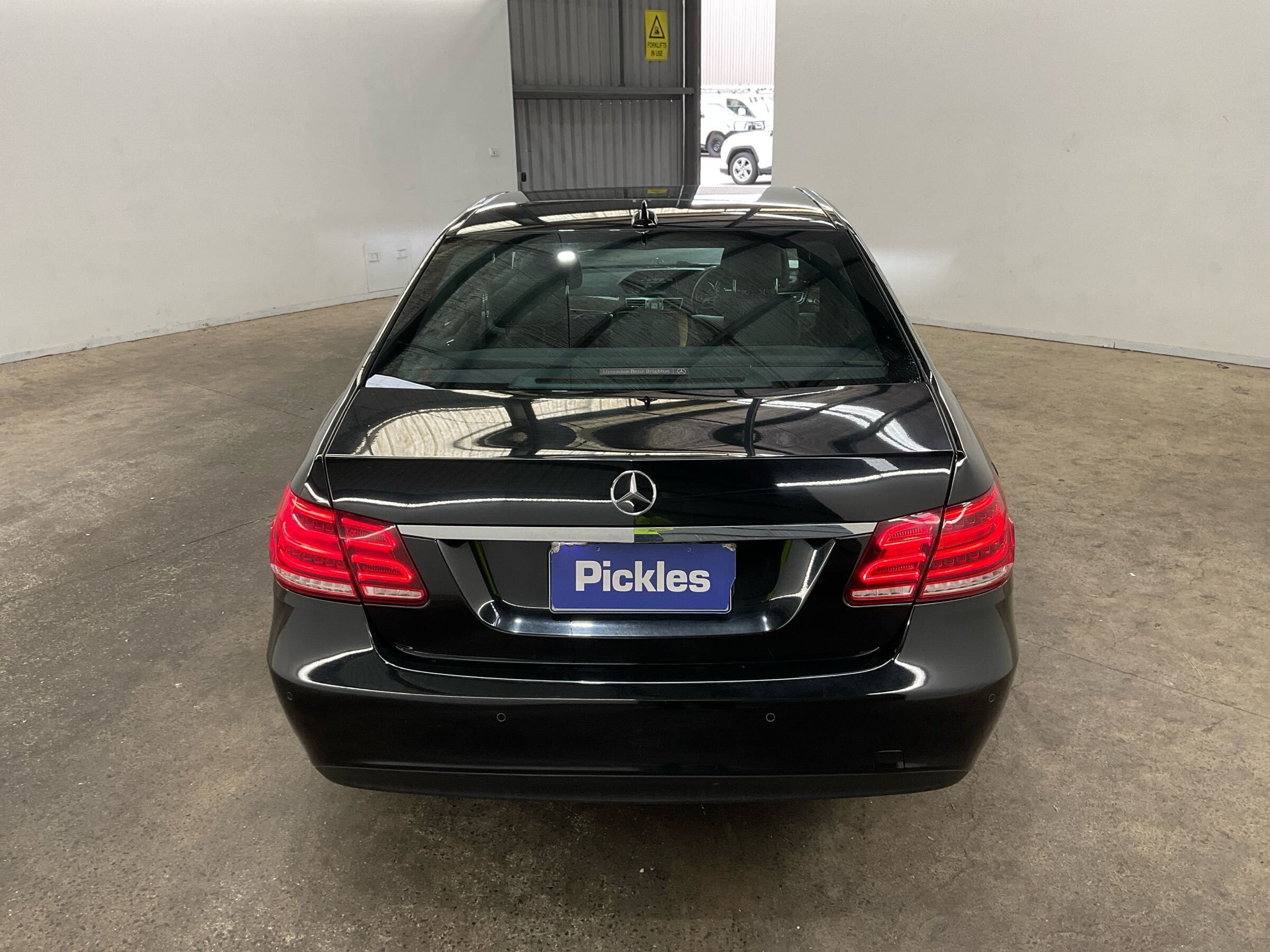 Vehicle photo
