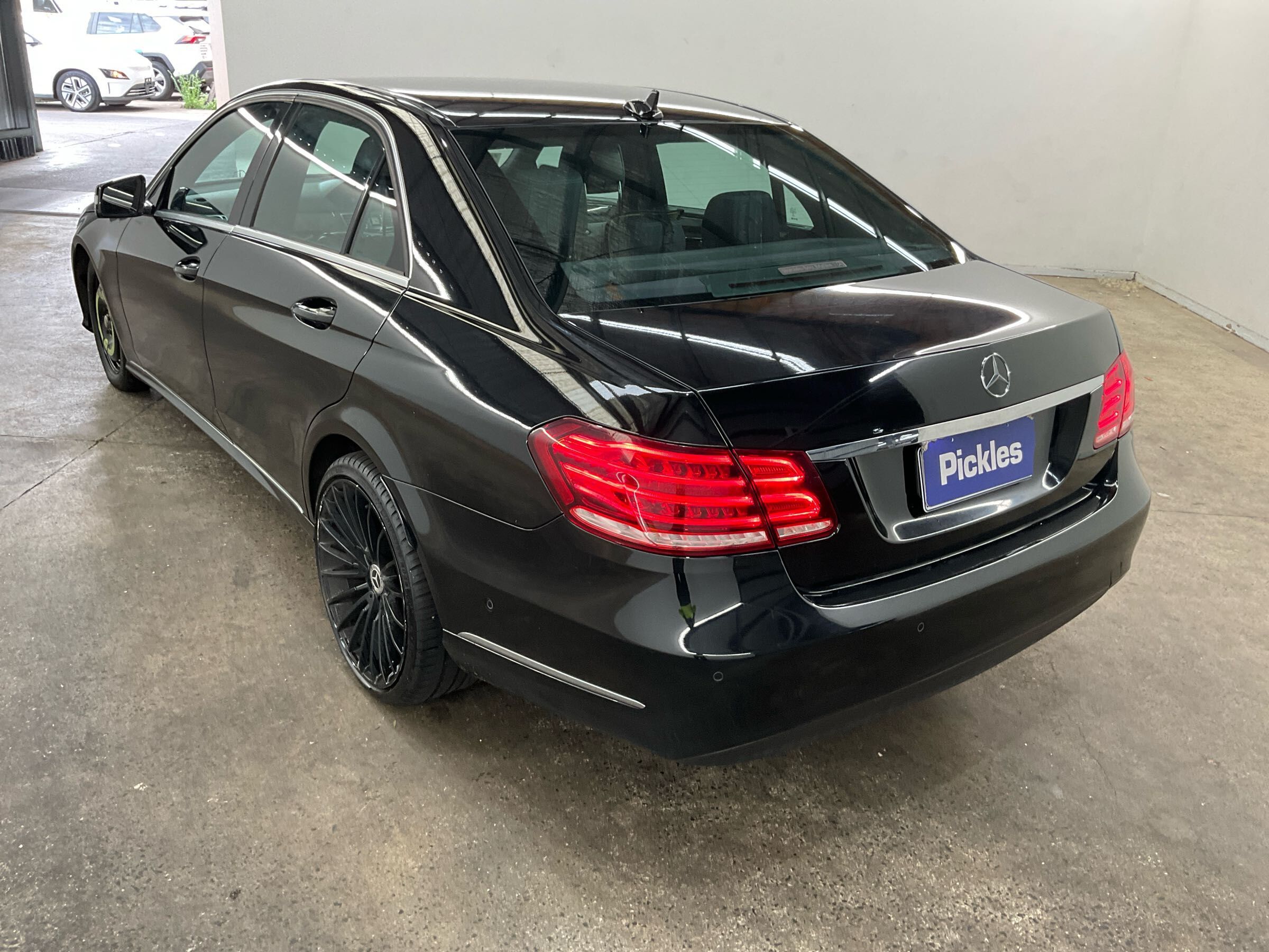 Vehicle photo