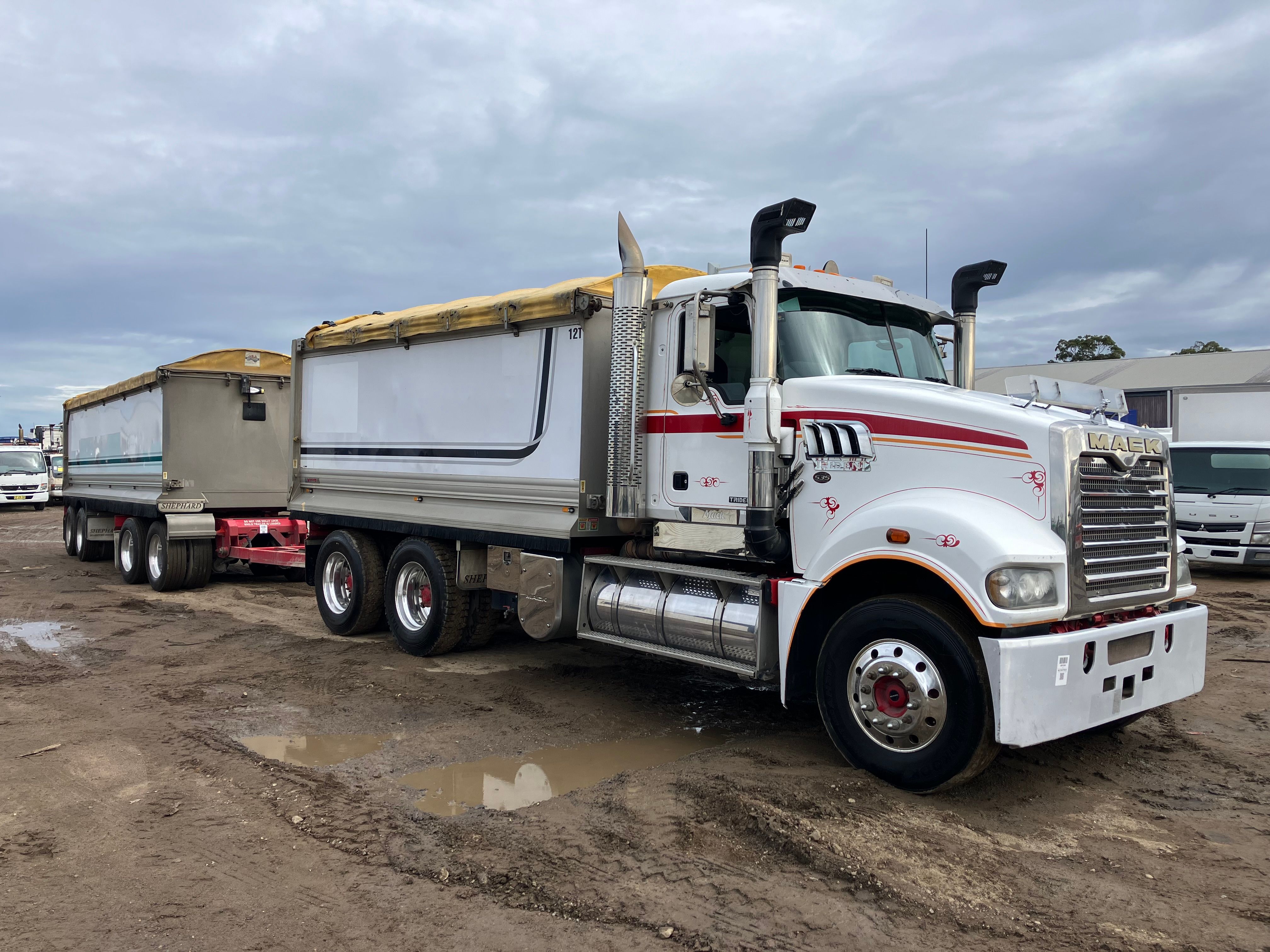 2019 Mack CMHR Trident