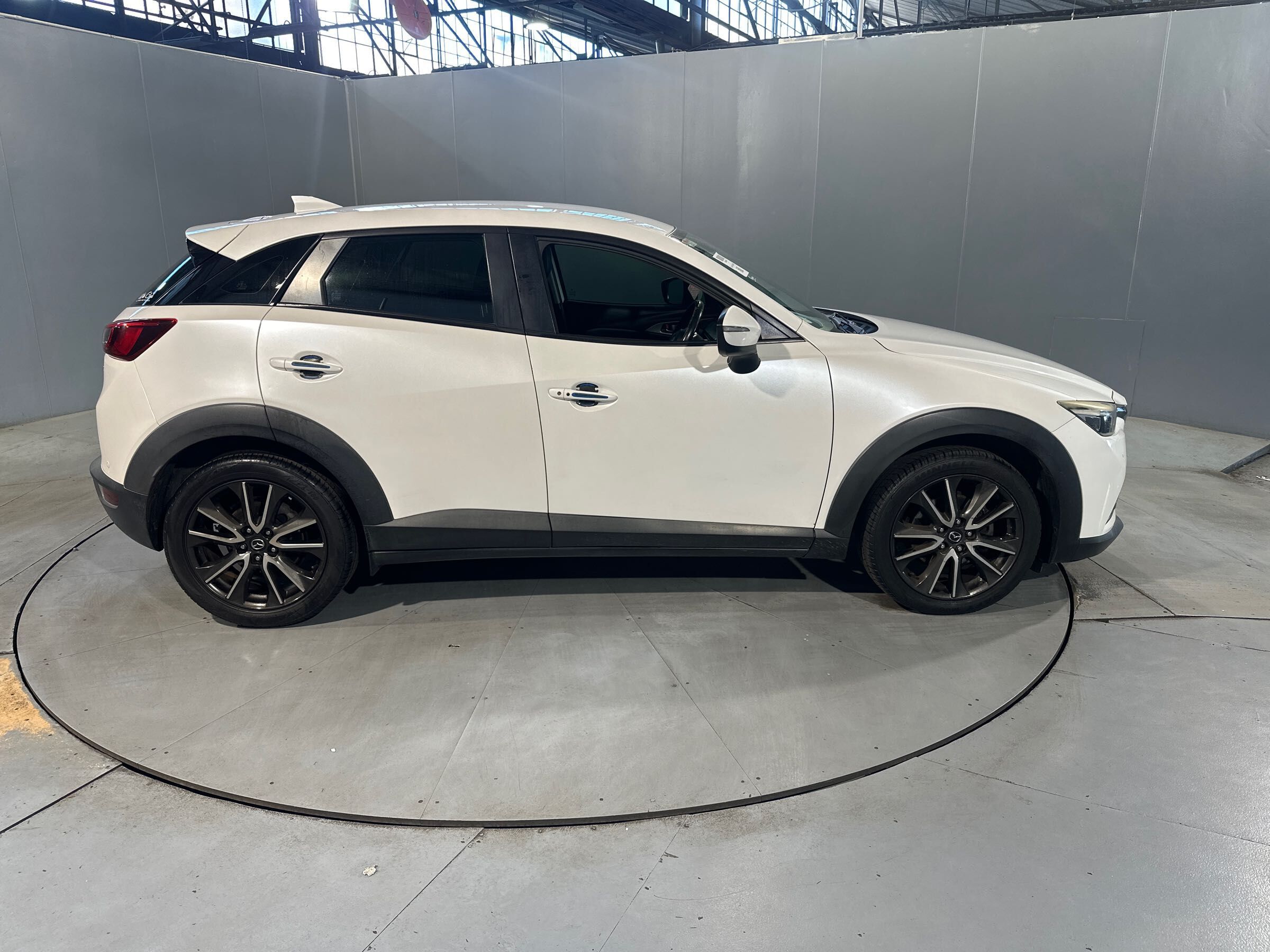 Vehicle photo