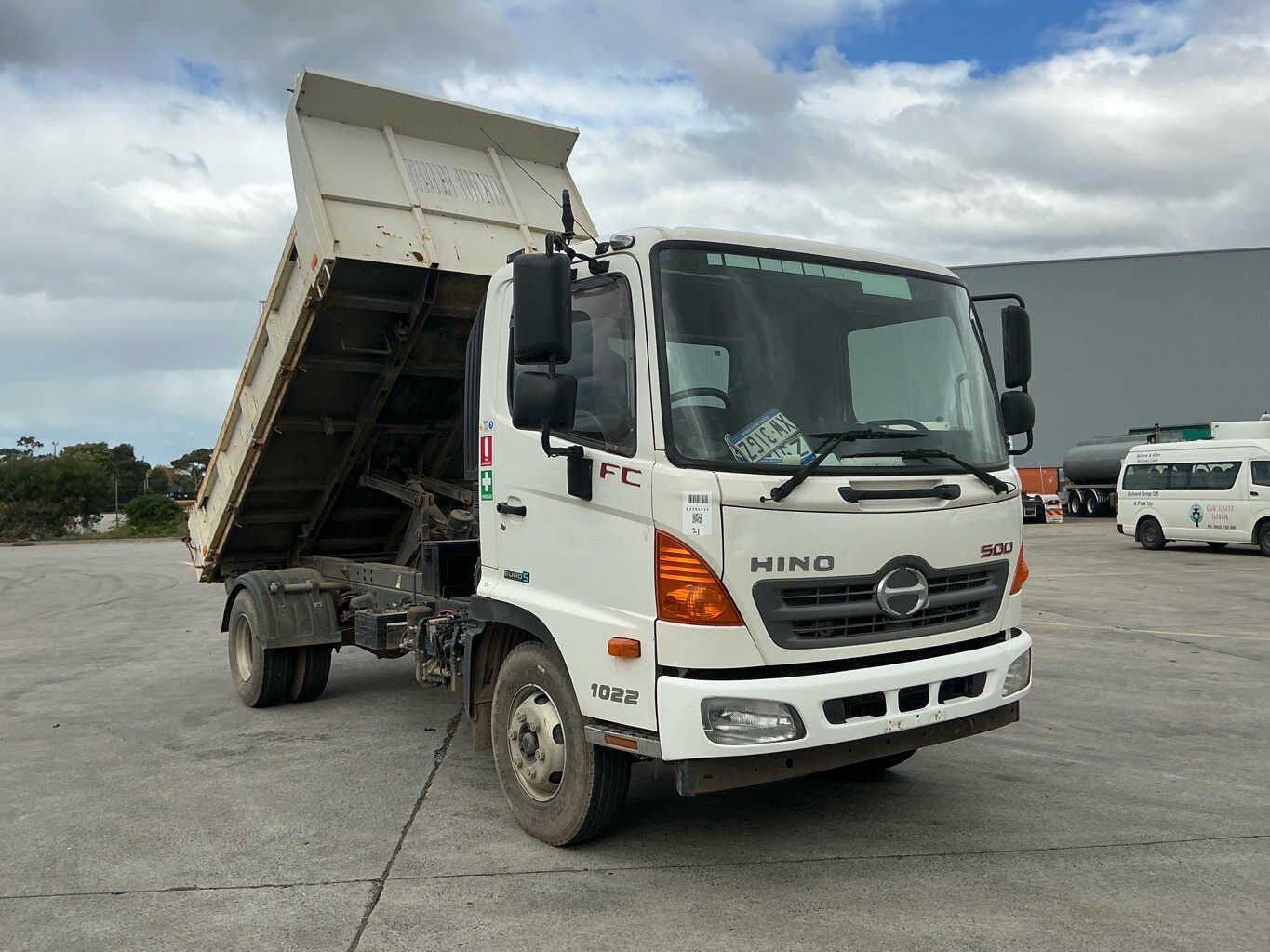 Vehicle photo
