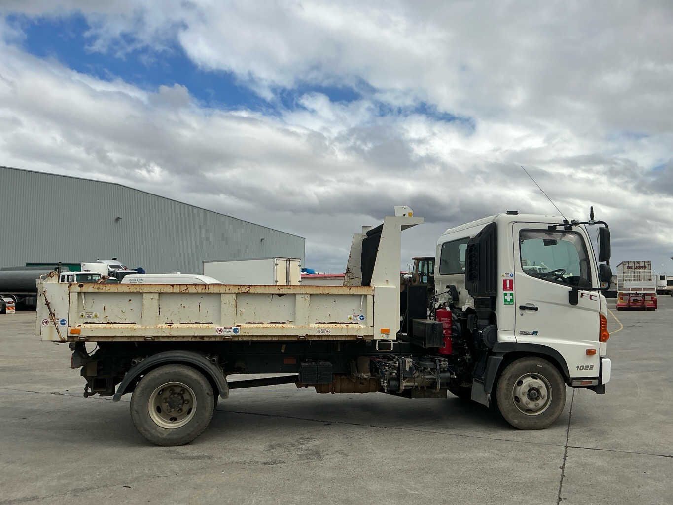 Vehicle photo