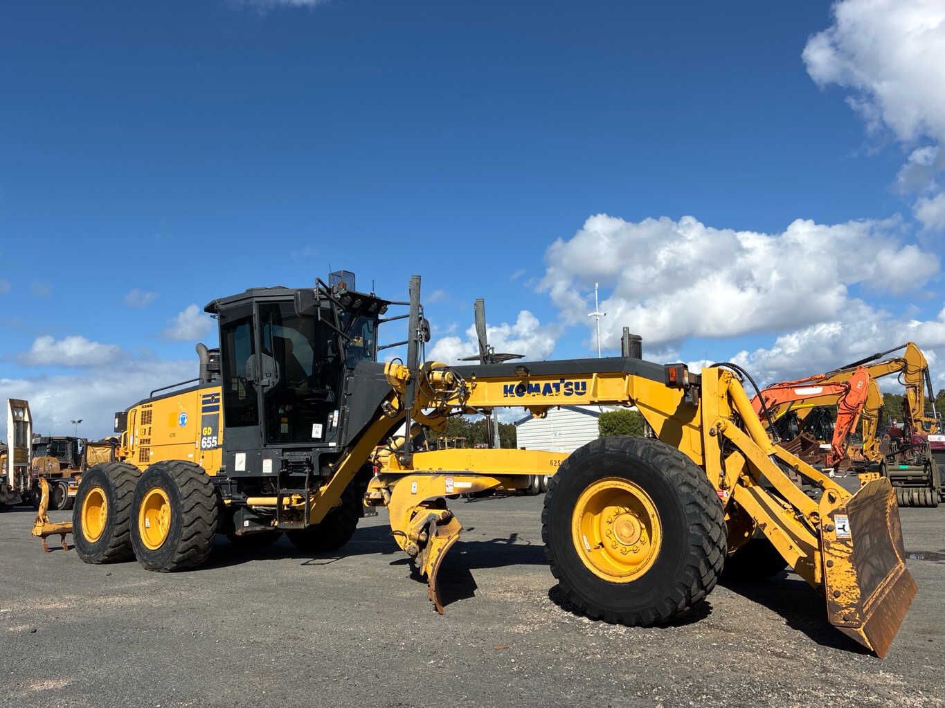 2014 Komatsu GD655-5