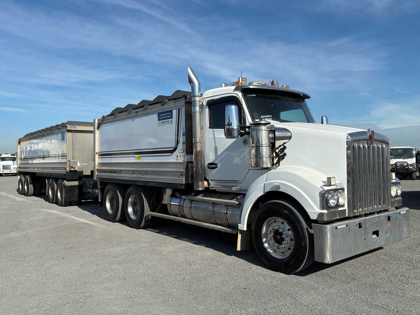 2017 Kenworth T610SAR