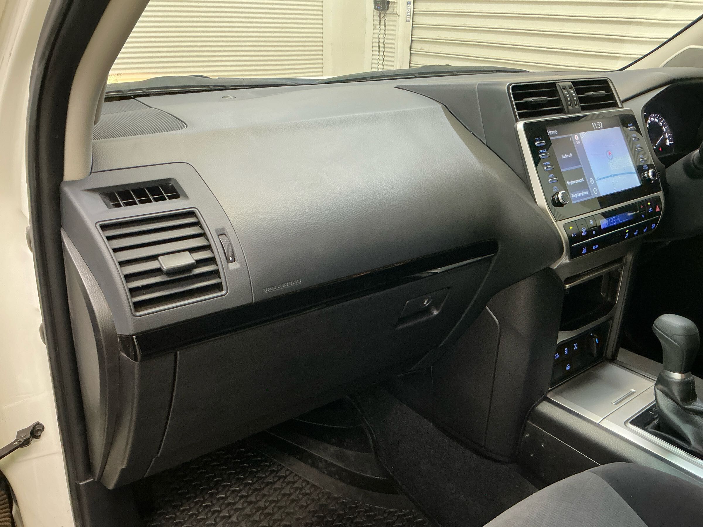 Vehicle photo
